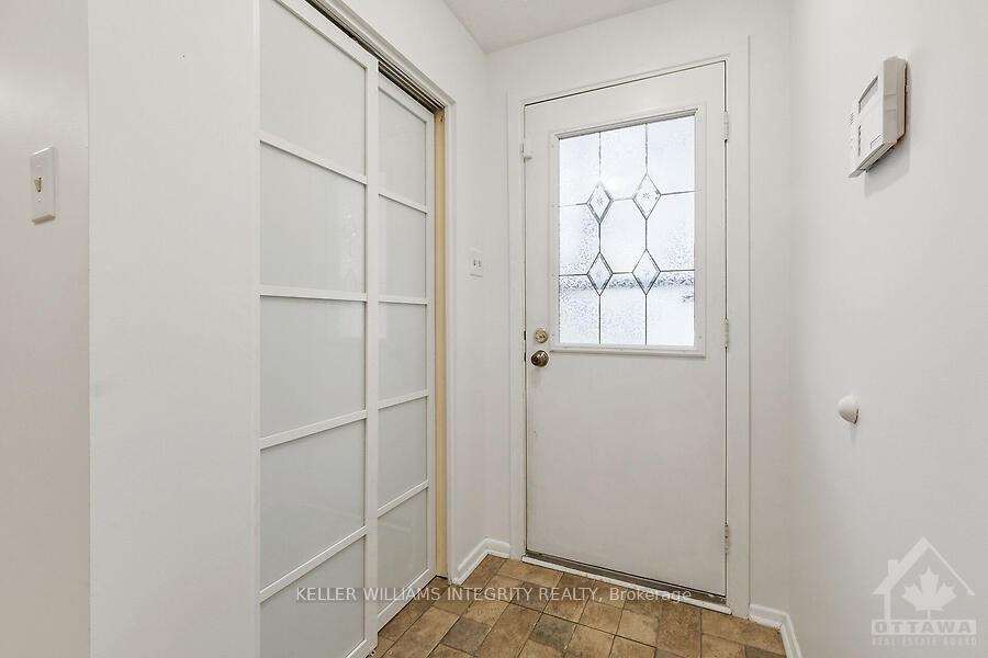 Photo 3 of 89 Beaver Ridge, Ottawa, City View/Skyline/Fisher Heights/Parkwood Hills — HOMEH
