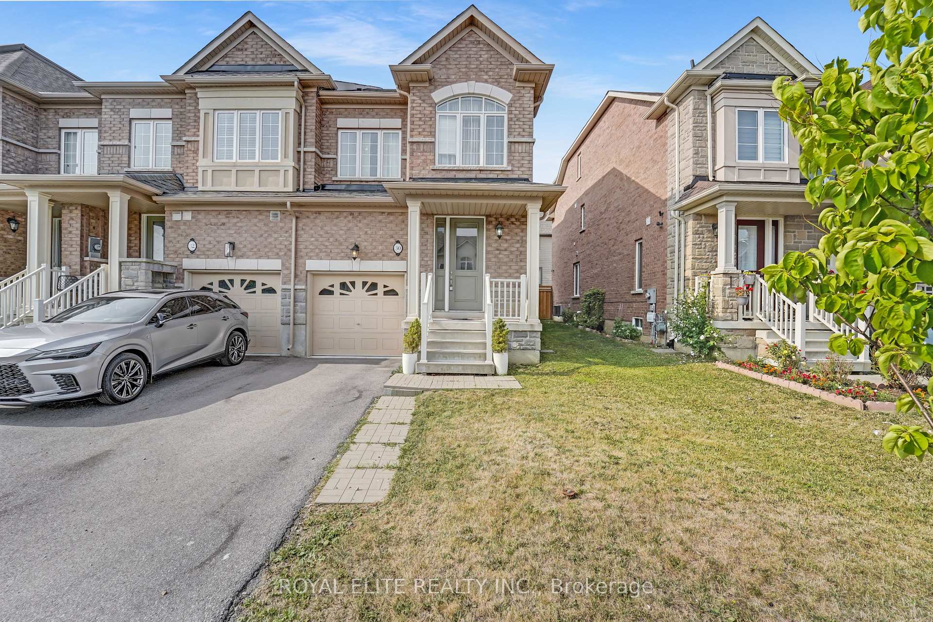 Photo 2 of 30 Talence Drive, Hamilton, Stoney Creek Mountain — HOMEH