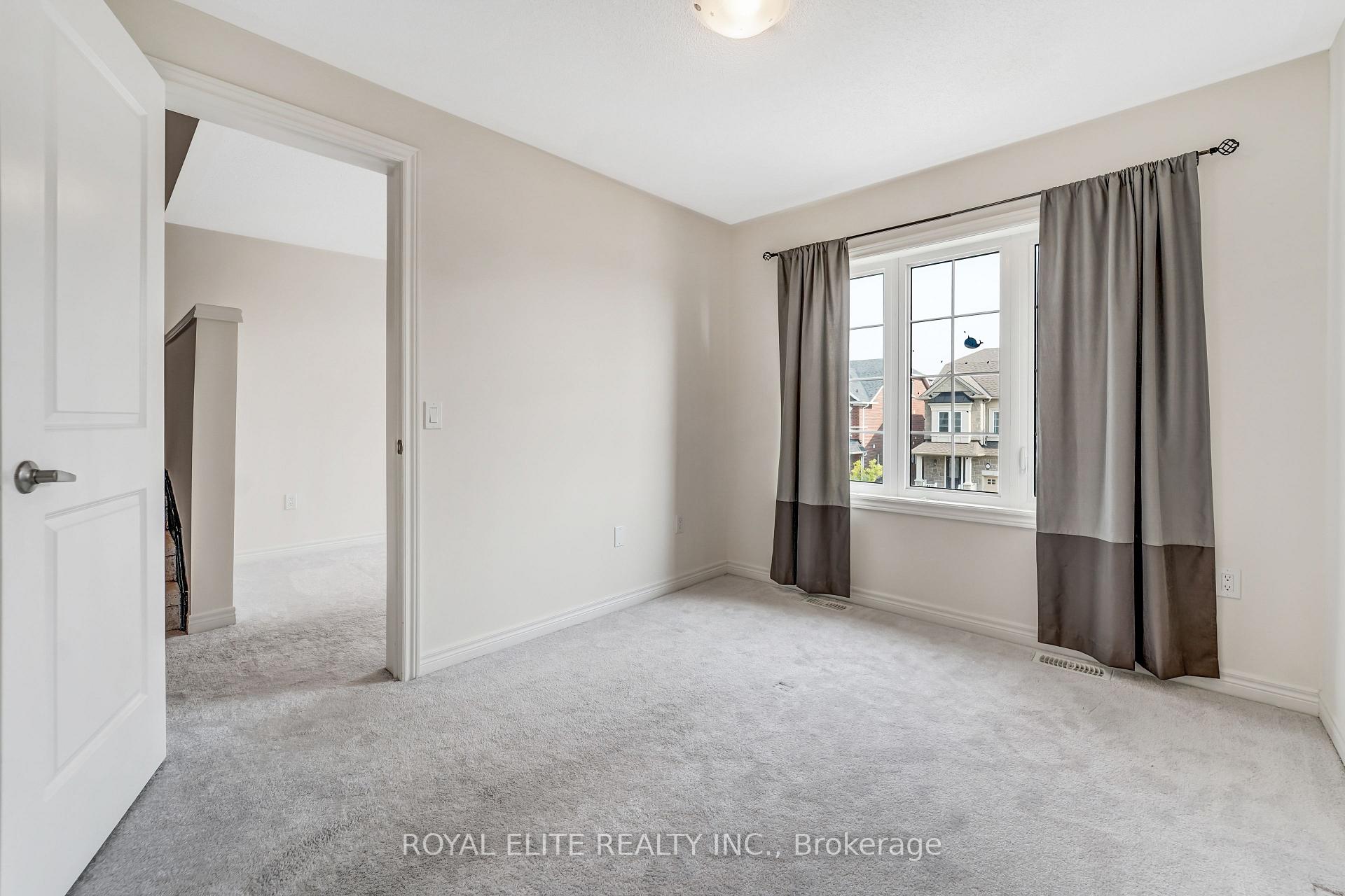 Photo 12 of 30 Talence Drive, Hamilton, Stoney Creek Mountain — HOMEH