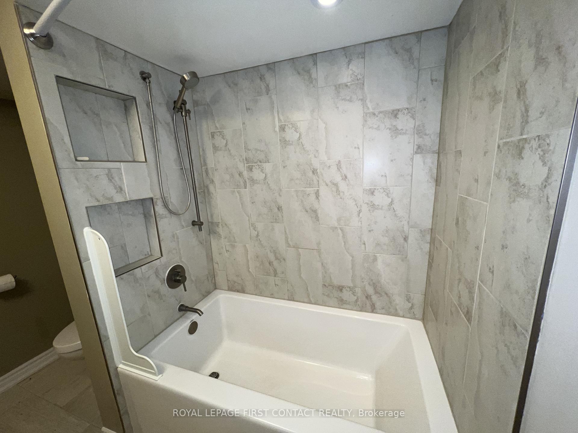 Photo 9 of Unit Basement, 27 Thackeray Crescent, Barrie, Letitia Heights — HOMEH