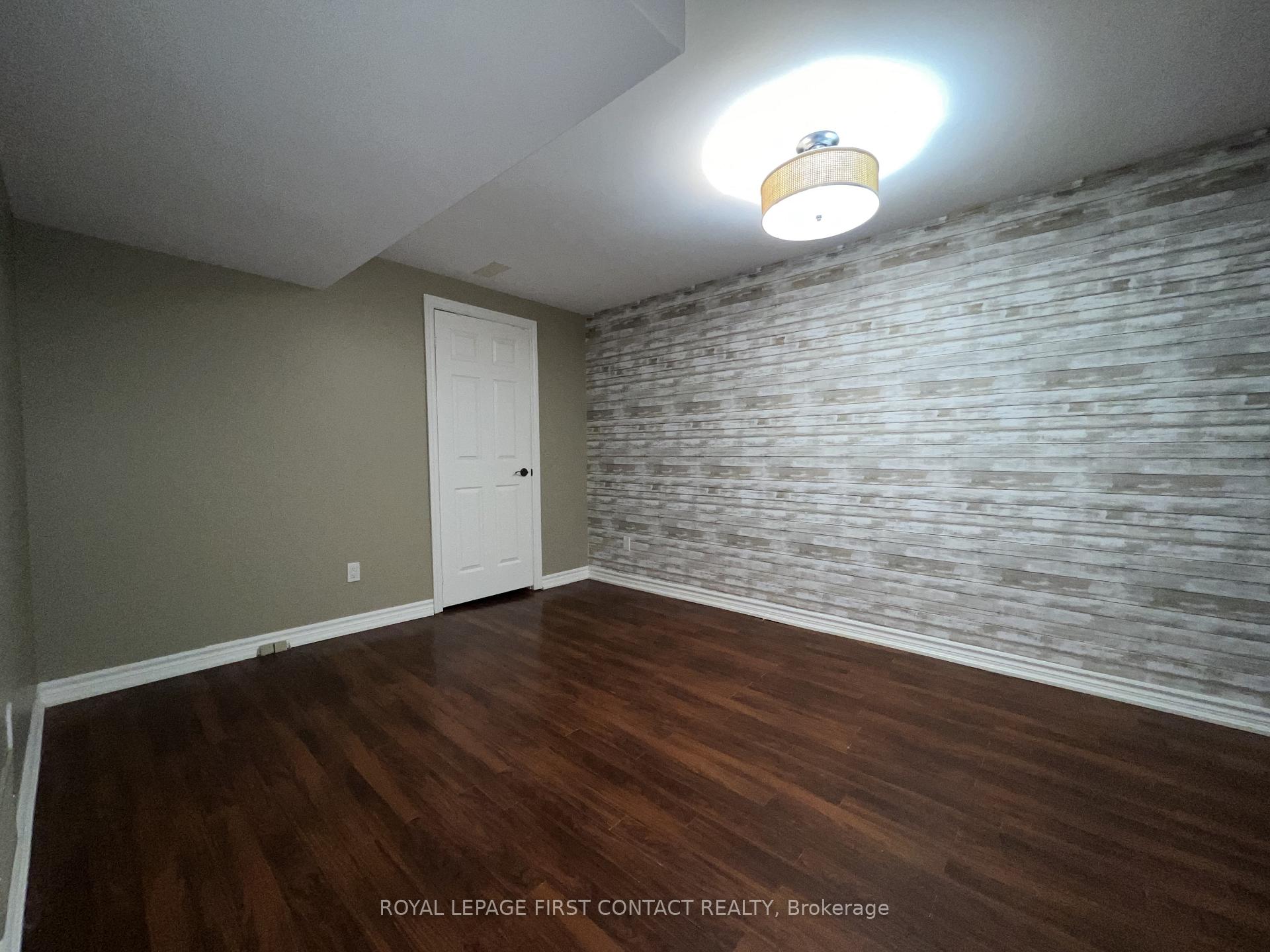 Photo 8 of Unit Basement, 27 Thackeray Crescent, Barrie, Letitia Heights — HOMEH
