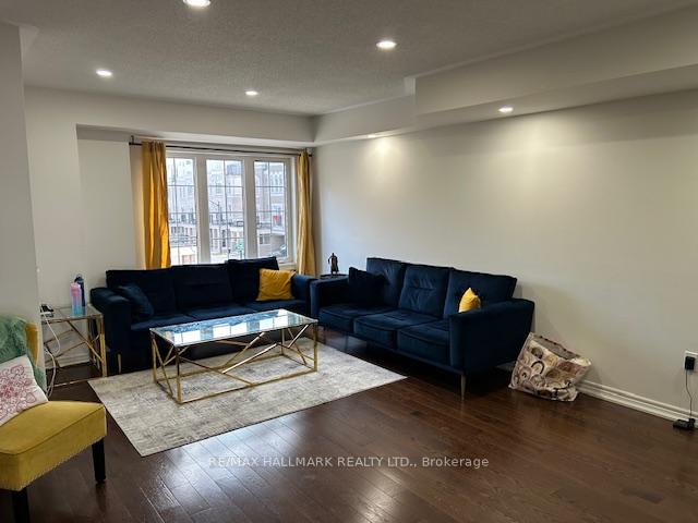 Photo 3 of 2484 Bromus Path, Oshawa, Windfields — HOMEH