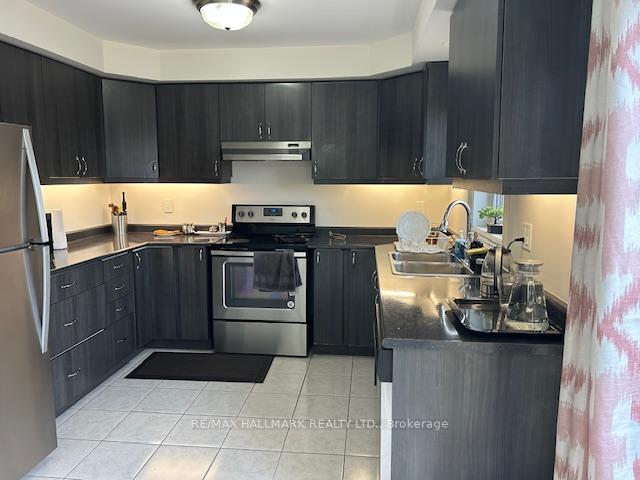 Photo 6 of 2484 Bromus Path, Oshawa, Windfields — HOMEH