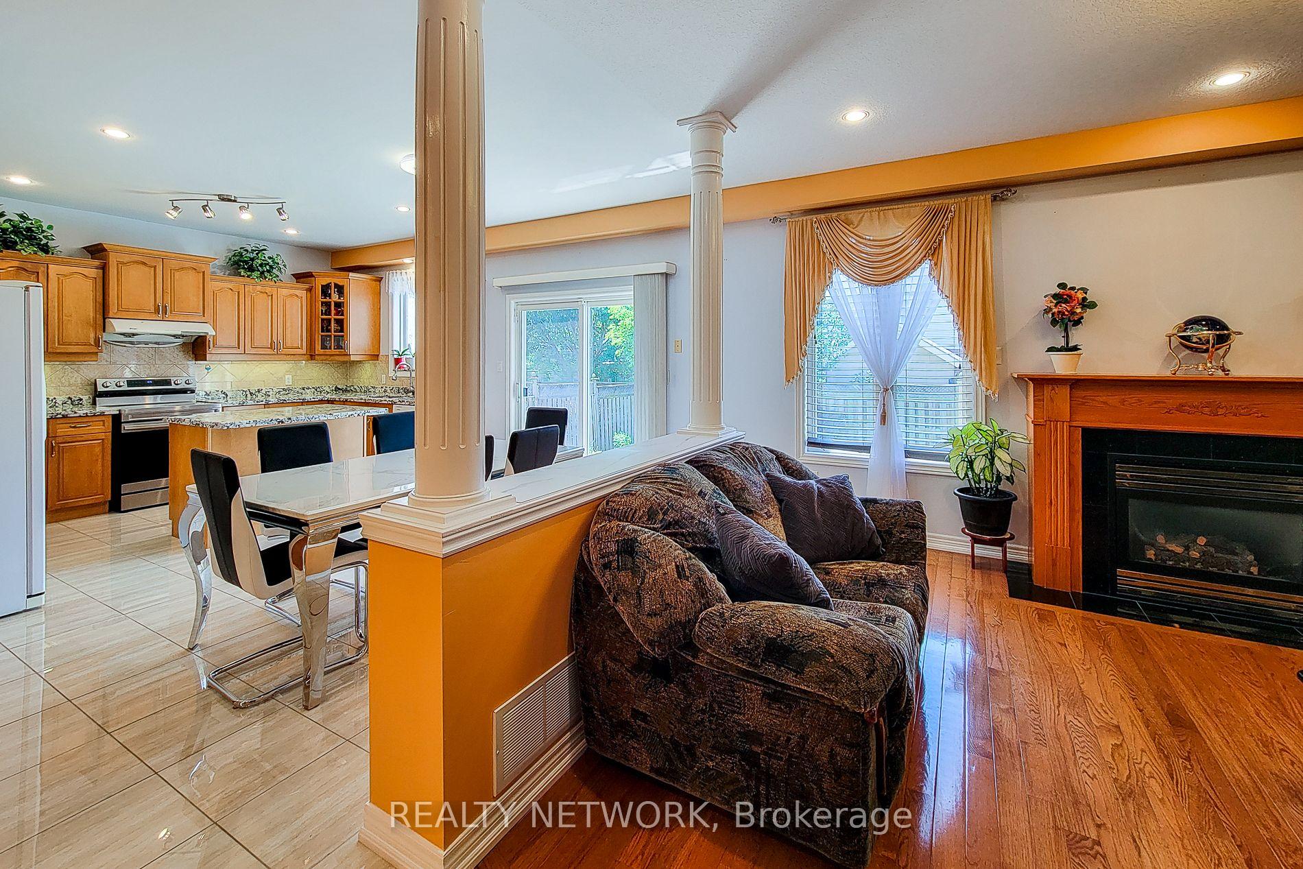 Photo 21 of 26 Colin Crescent, Hamilton, Jerome — HOMEH