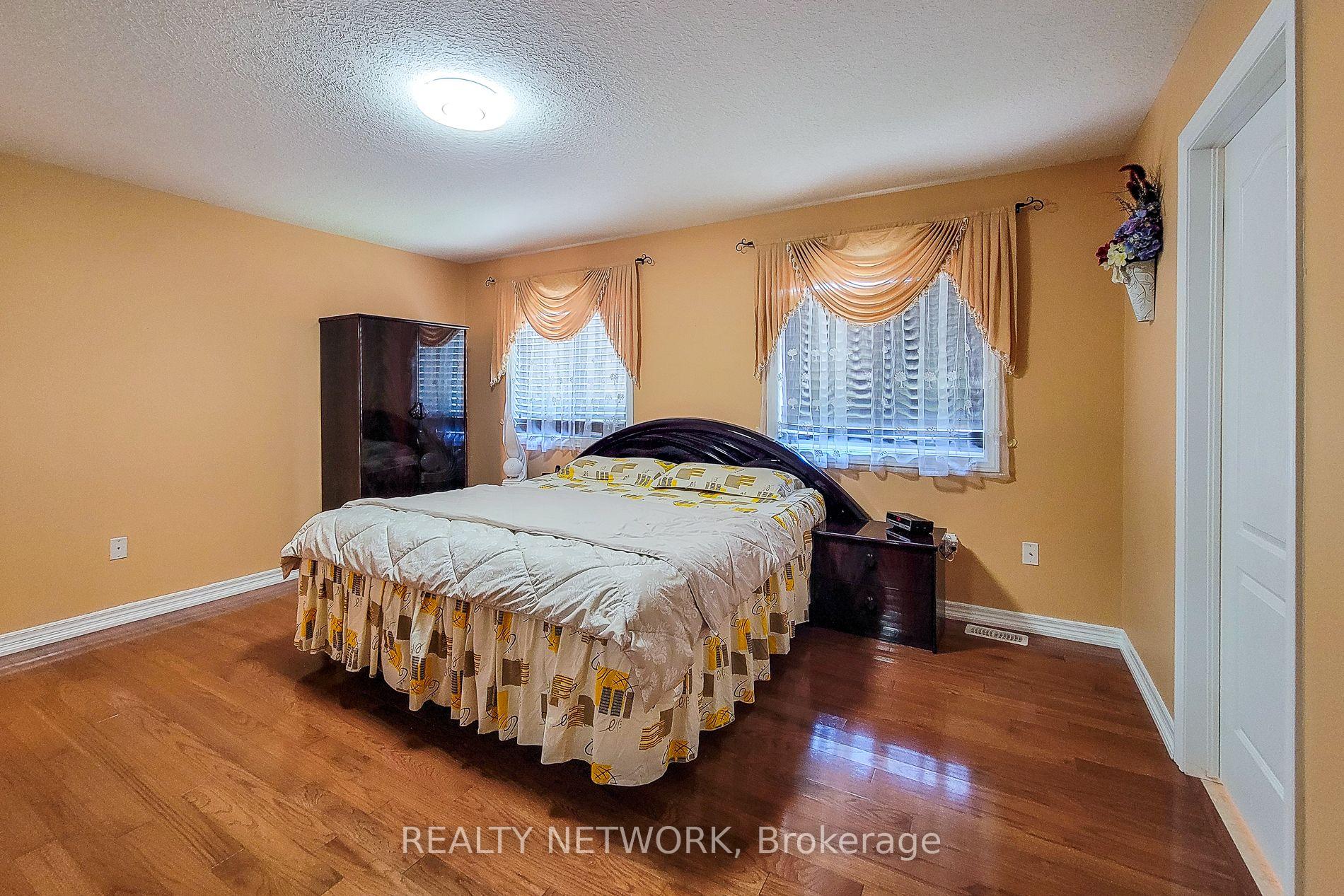 Photo 48 of 26 Colin Crescent, Hamilton, Jerome — HOMEH
