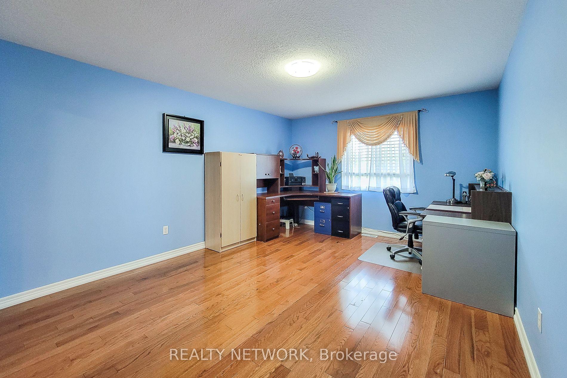 Photo 56 of 26 Colin Crescent, Hamilton, Jerome — HOMEH