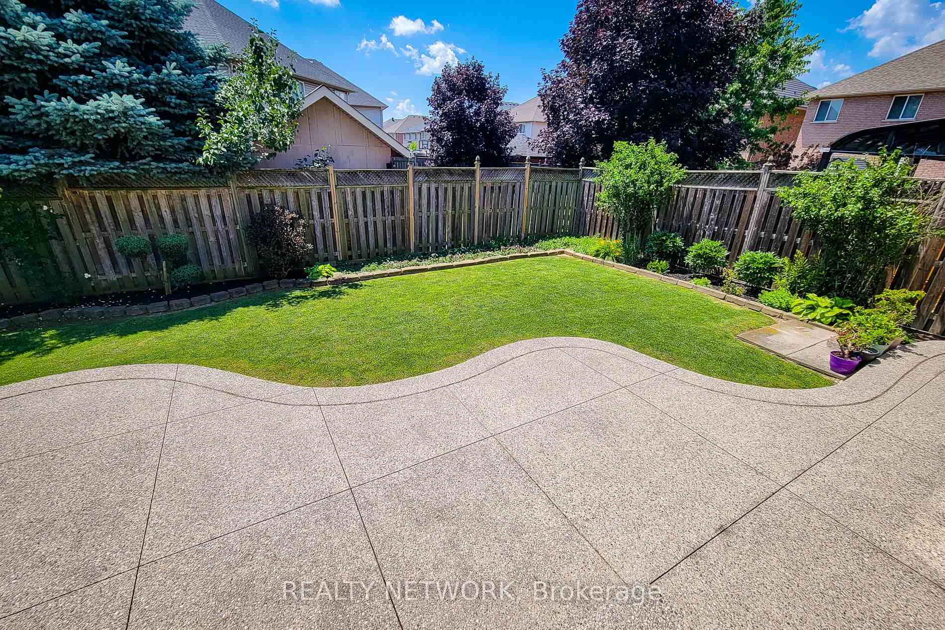 Photo 98 of 26 Colin Crescent, Hamilton, Jerome — HOMEH