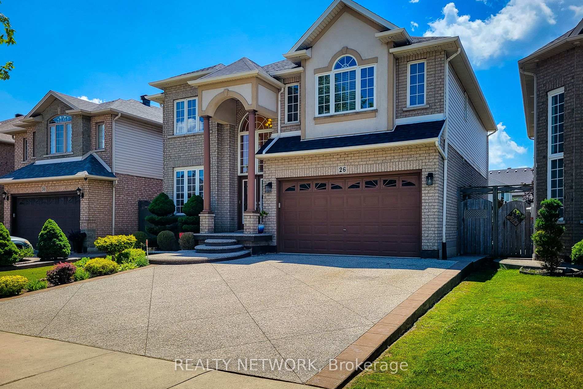 Photo 2 of 26 Colin Crescent, Hamilton, Jerome — HOMEH
