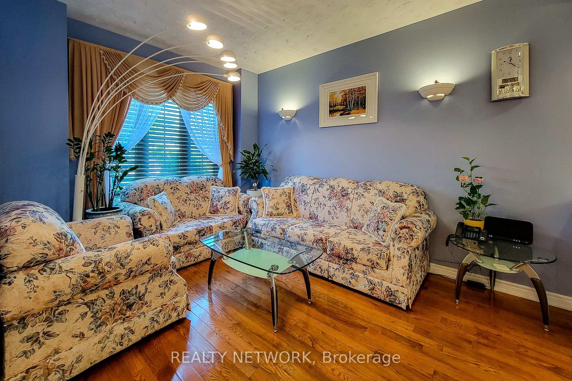 Photo 32 of 26 Colin Crescent, Hamilton, Jerome — HOMEH