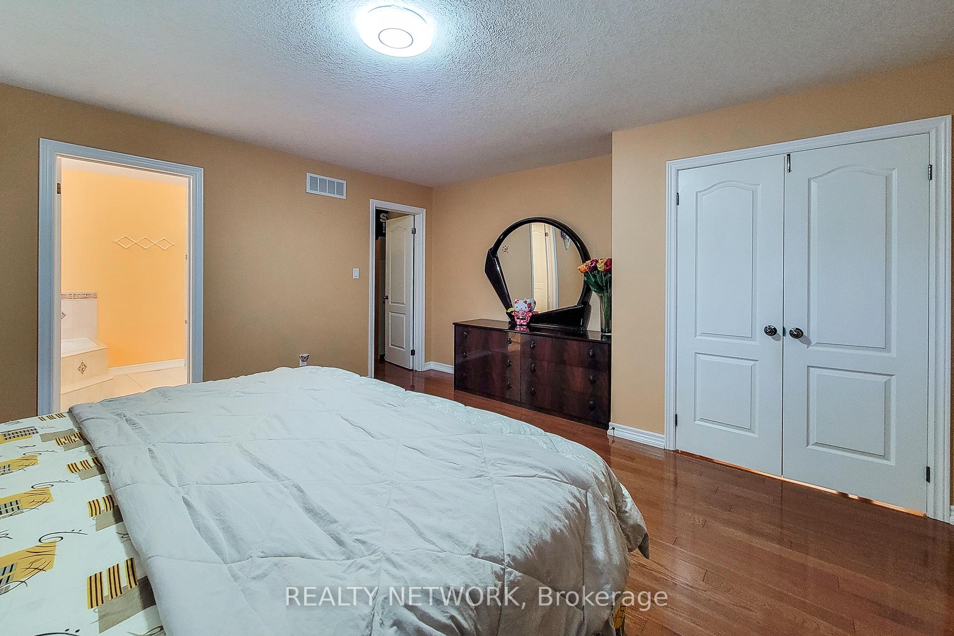 Photo 69 of 26 Colin Crescent, Hamilton, Jerome — HOMEH