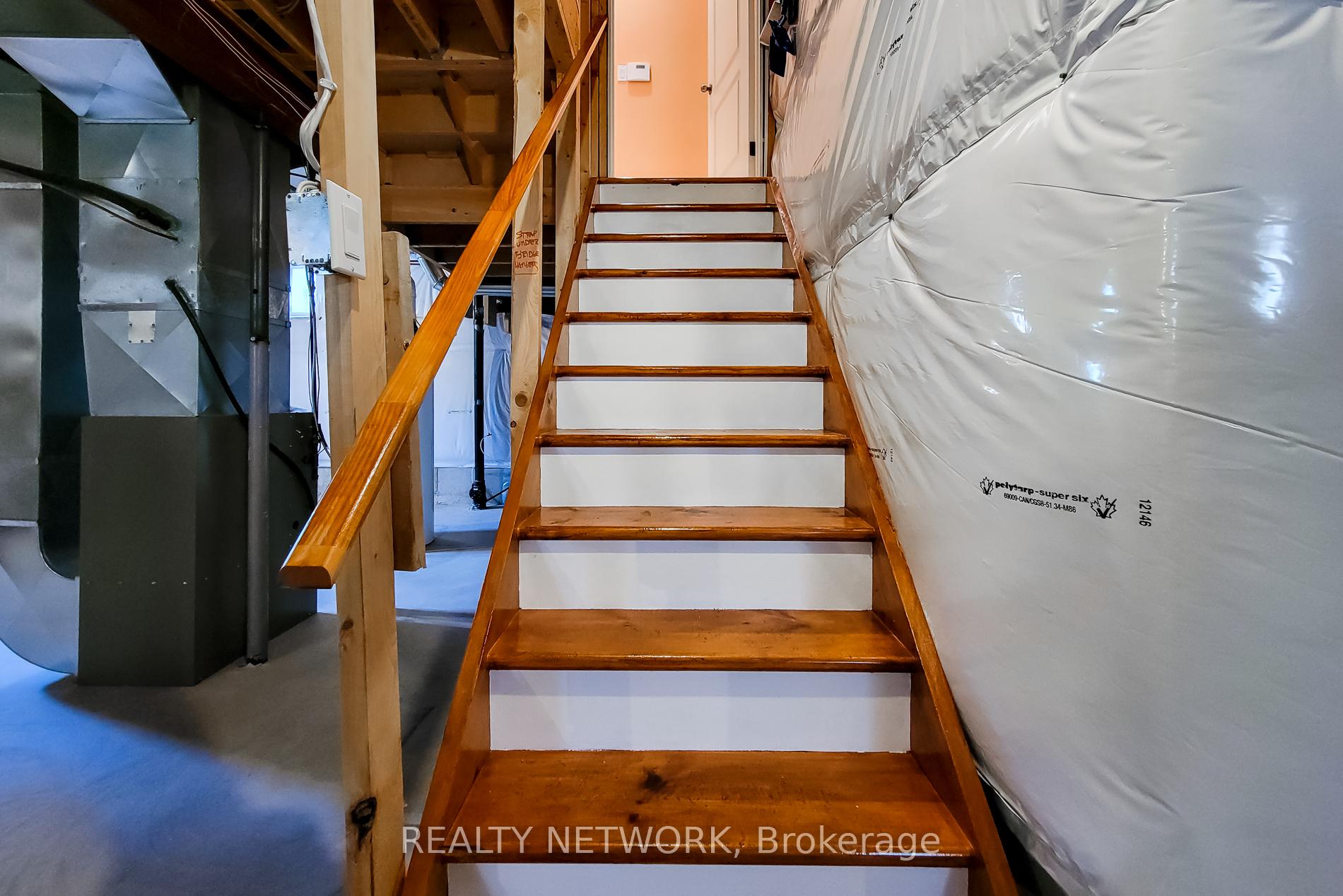 Photo 89 of 26 Colin Crescent, Hamilton, Jerome — HOMEH