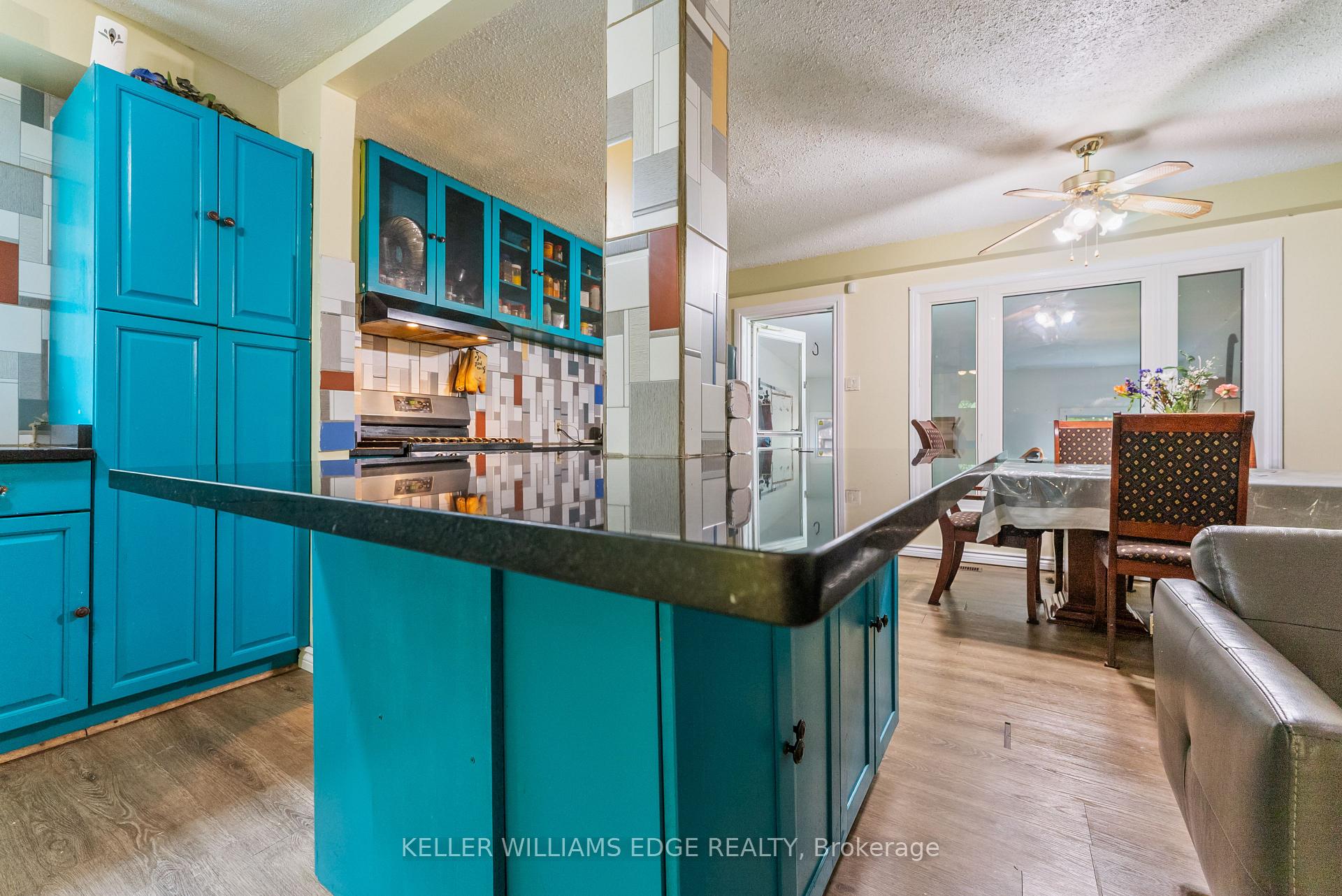 Photo 11 of 16 Silvervine Drive, Hamilton, Stoney Creek Mountain — HOMEH