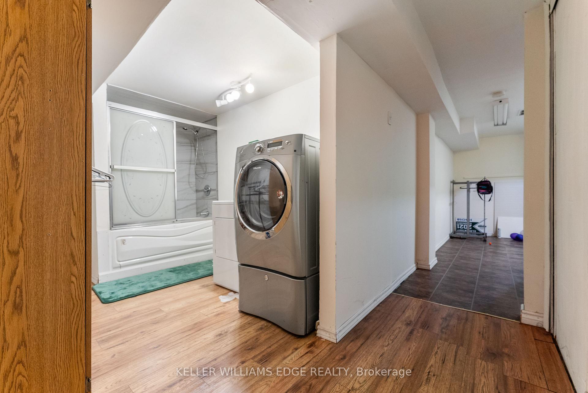 Photo 25 of 16 Silvervine Drive, Hamilton, Stoney Creek Mountain — HOMEH