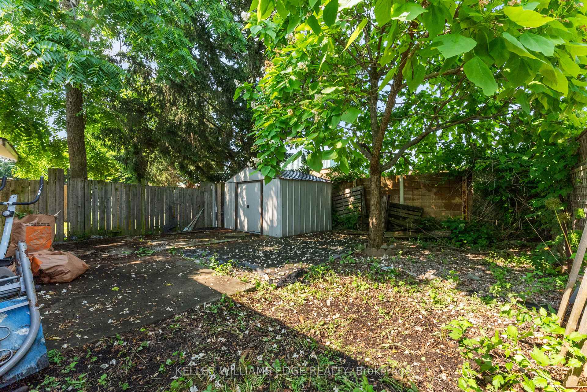 Photo 27 of 16 Silvervine Drive, Hamilton, Stoney Creek Mountain — HOMEH