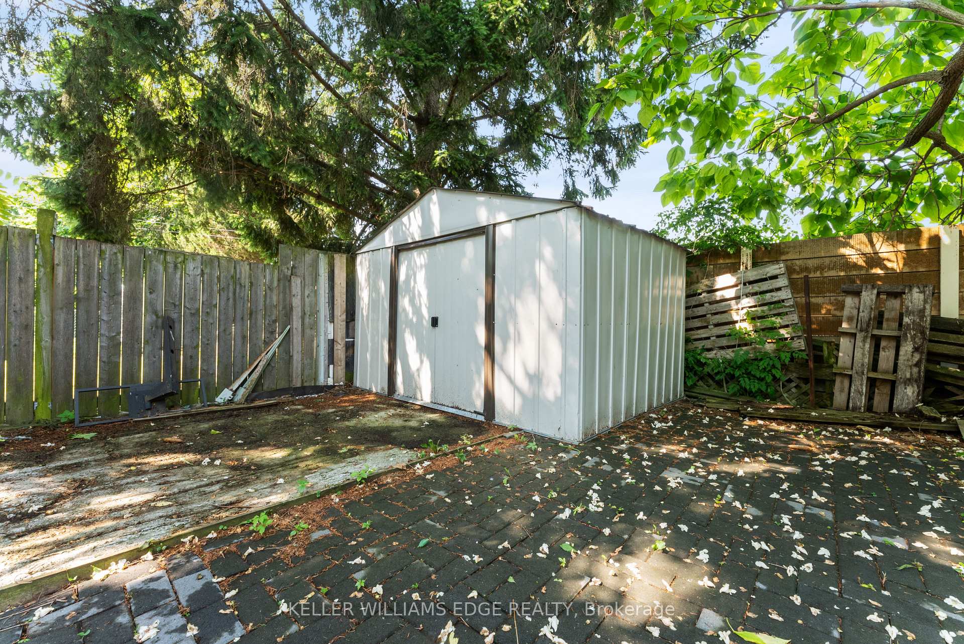 Photo 28 of 16 Silvervine Drive, Hamilton, Stoney Creek Mountain — HOMEH