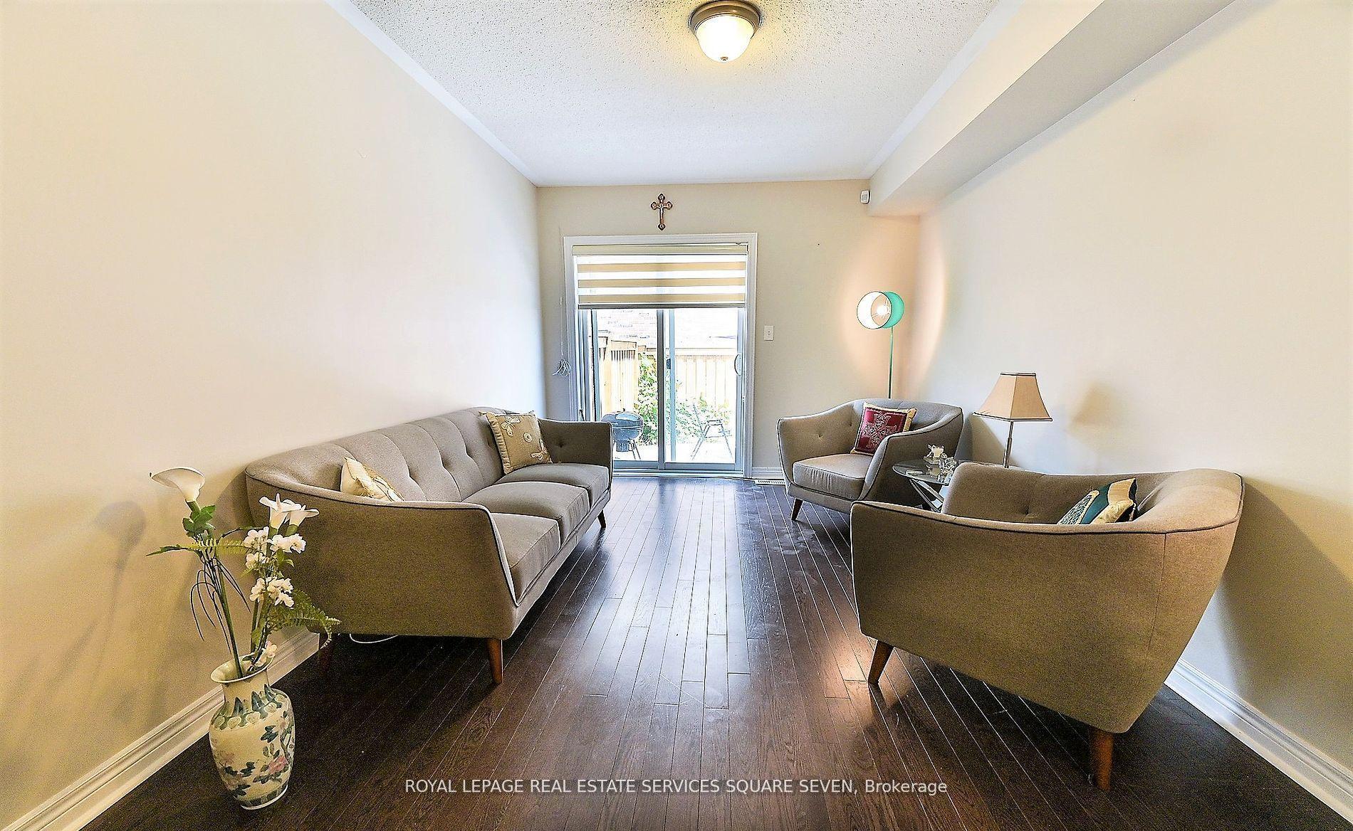 Photo 19 of Unit 3, 27 Pennycross Crescent, Brampton, Northwest Brampton — HOMEH