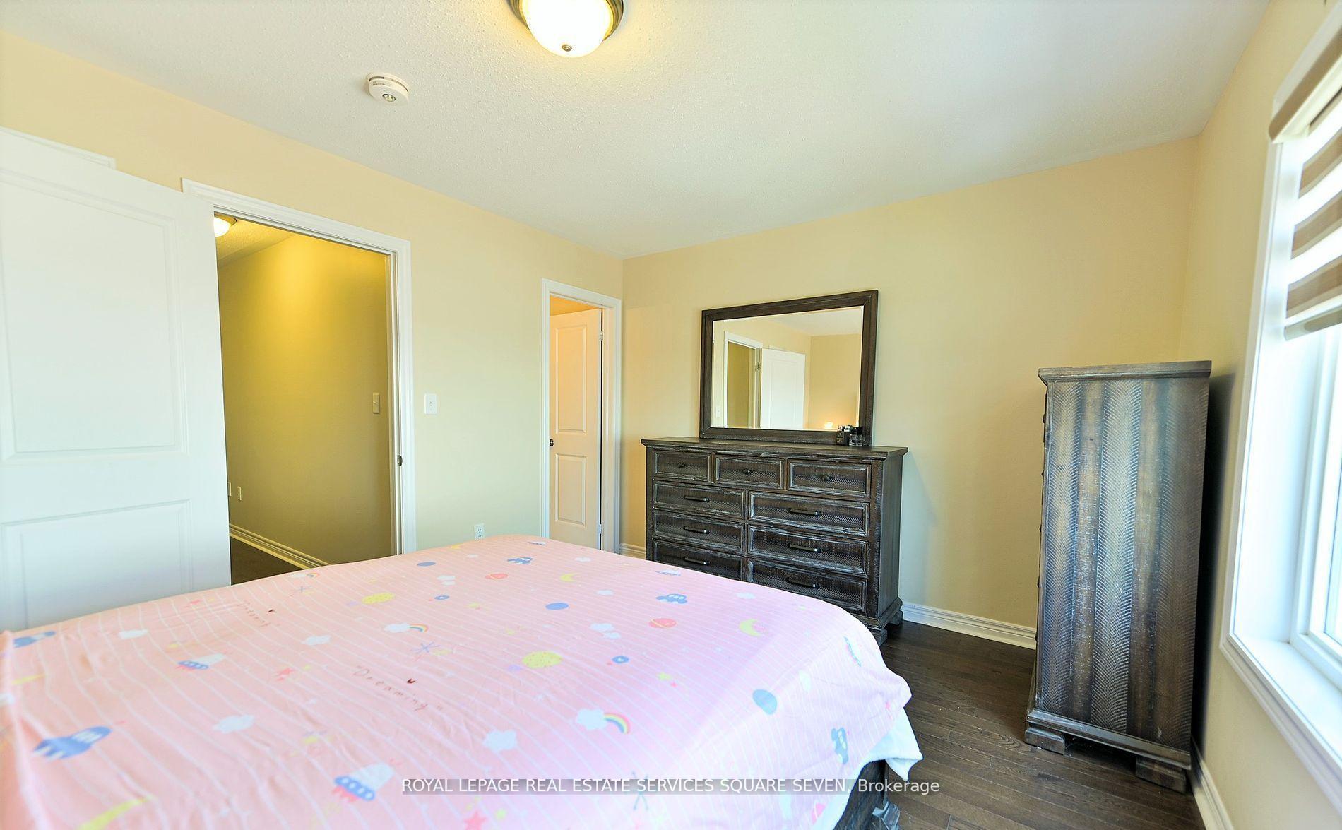 Photo 10 of Unit 3, 27 Pennycross Crescent, Brampton, Northwest Brampton — HOMEH