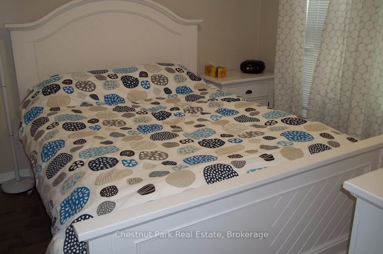 Photo 11 of 387 Mariners Way, Collingwood — HOMEH