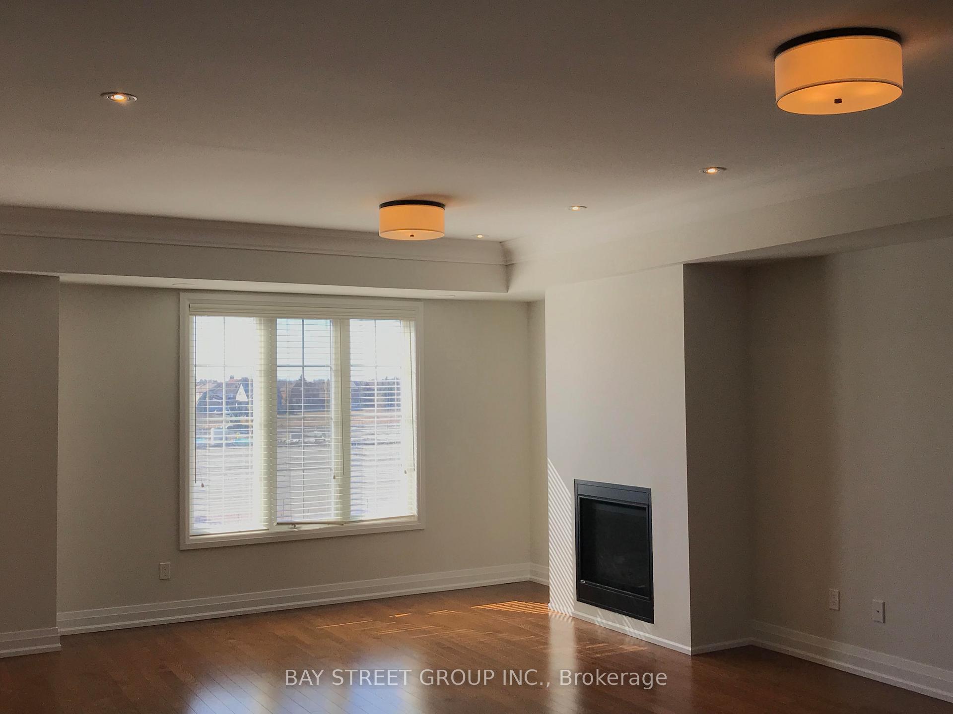 Photo 2 of 63 Village Parkway, Markham, Unionville — HOMEH