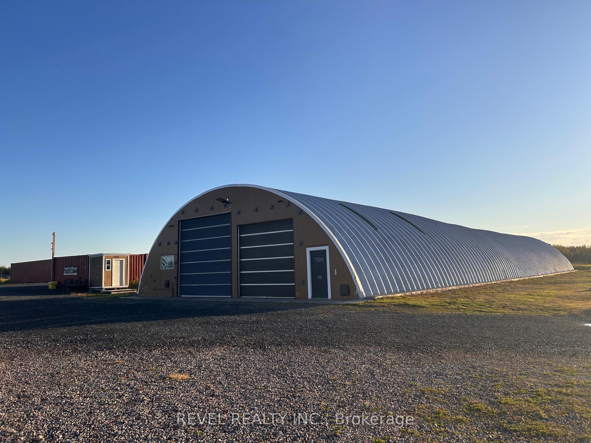 Photo 33 of 1356 Highway 11 S, Cochrane — HOMEH