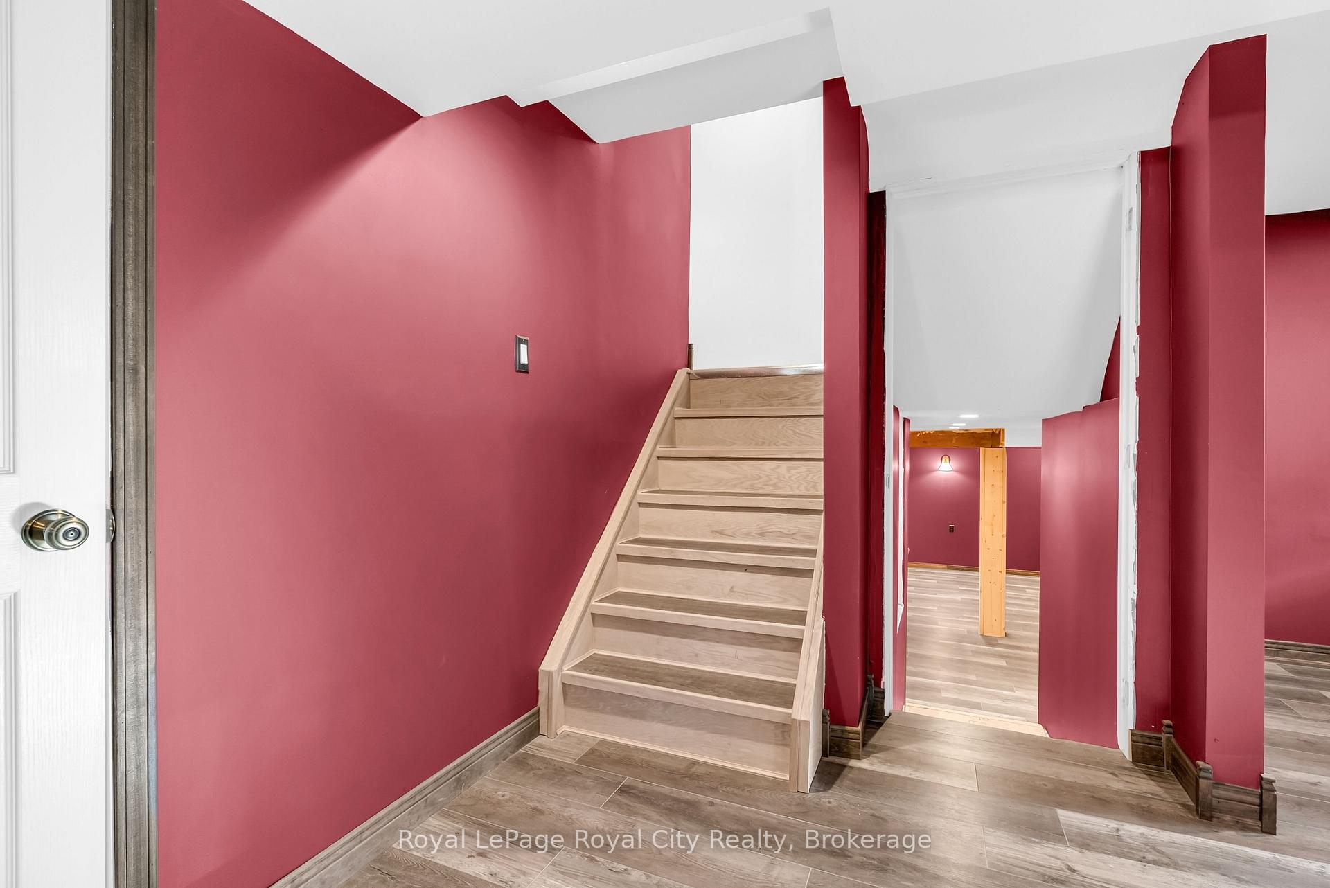 Photo 30 of 56 Forest Drive, Brant, Paris — HOMEH