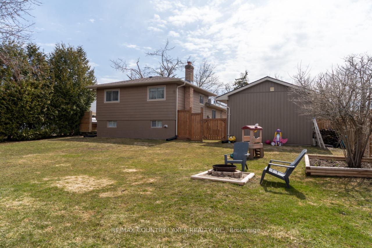 Photo 36 of 228 Lakeland Crescent, Brock, Beaverton — HOMEH