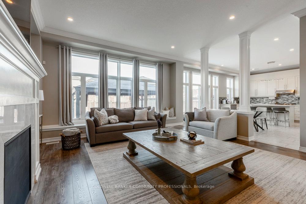 Photo 11 of 51 Weaver Drive, Hamilton, Meadowlands — HOMEH