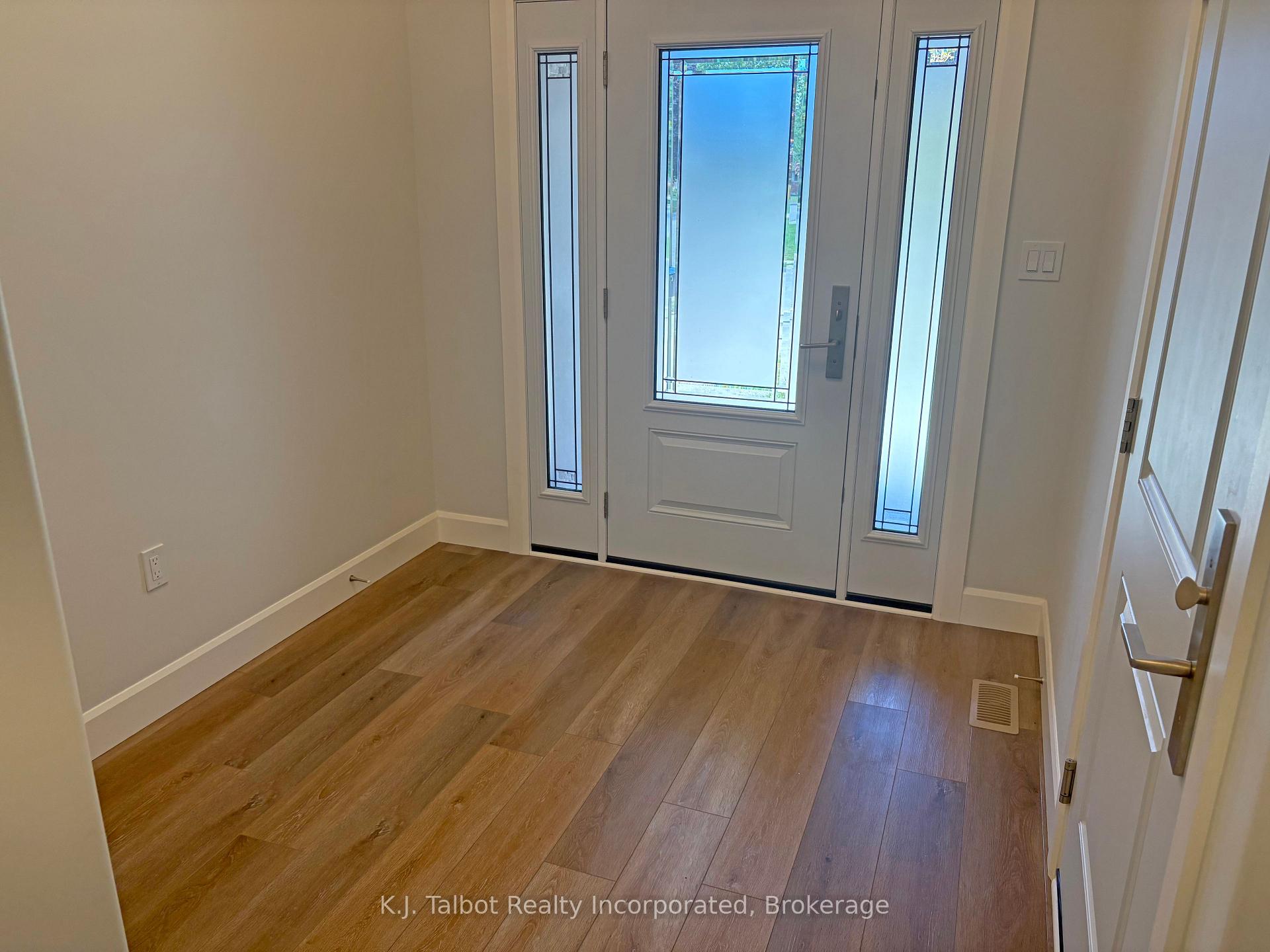 Photo 11 of 339 South Street S, Goderich, Goderich (Town) — HOMEH