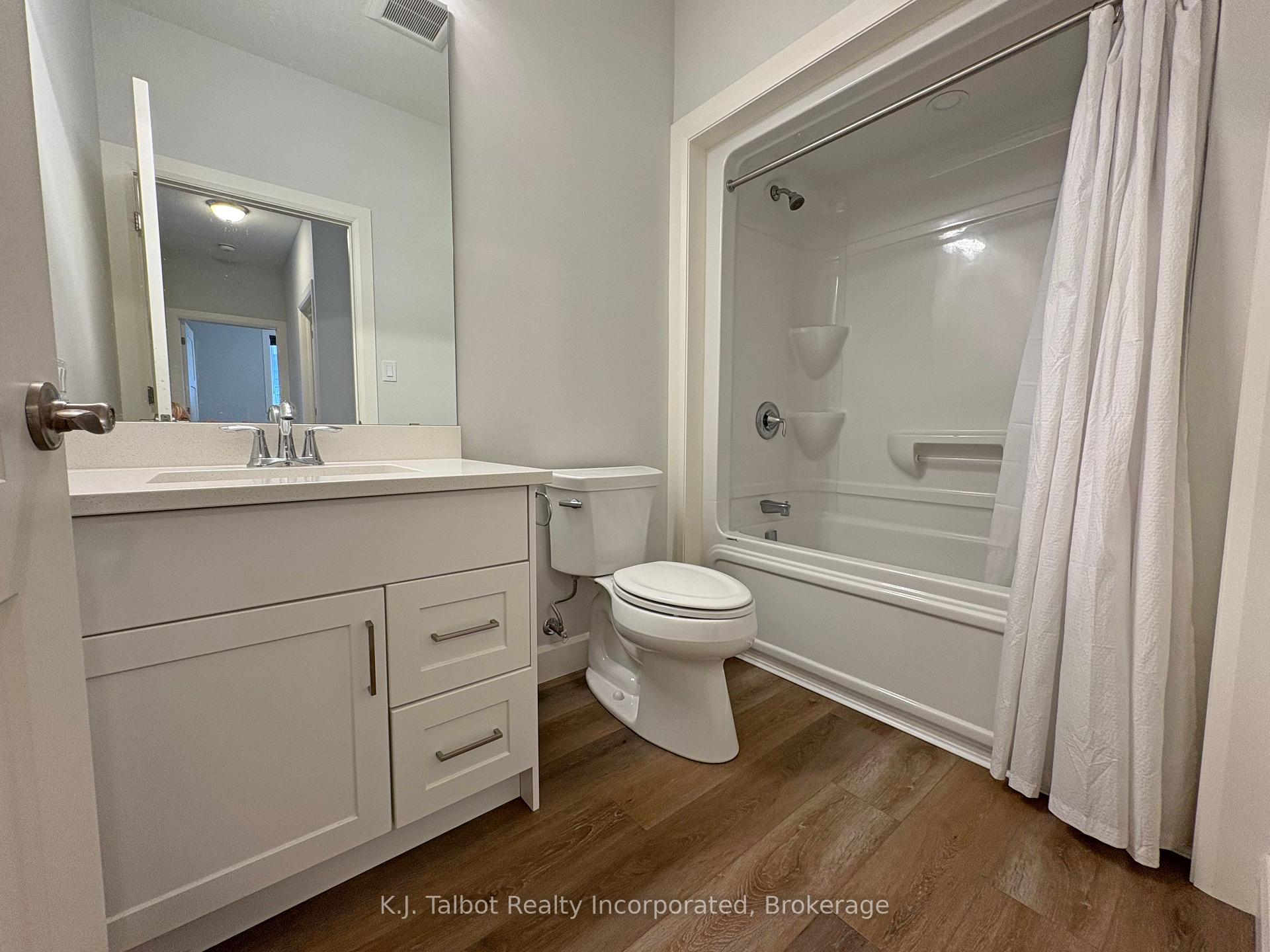 Photo 5 of 339 South Street S, Goderich, Goderich (Town) — HOMEH