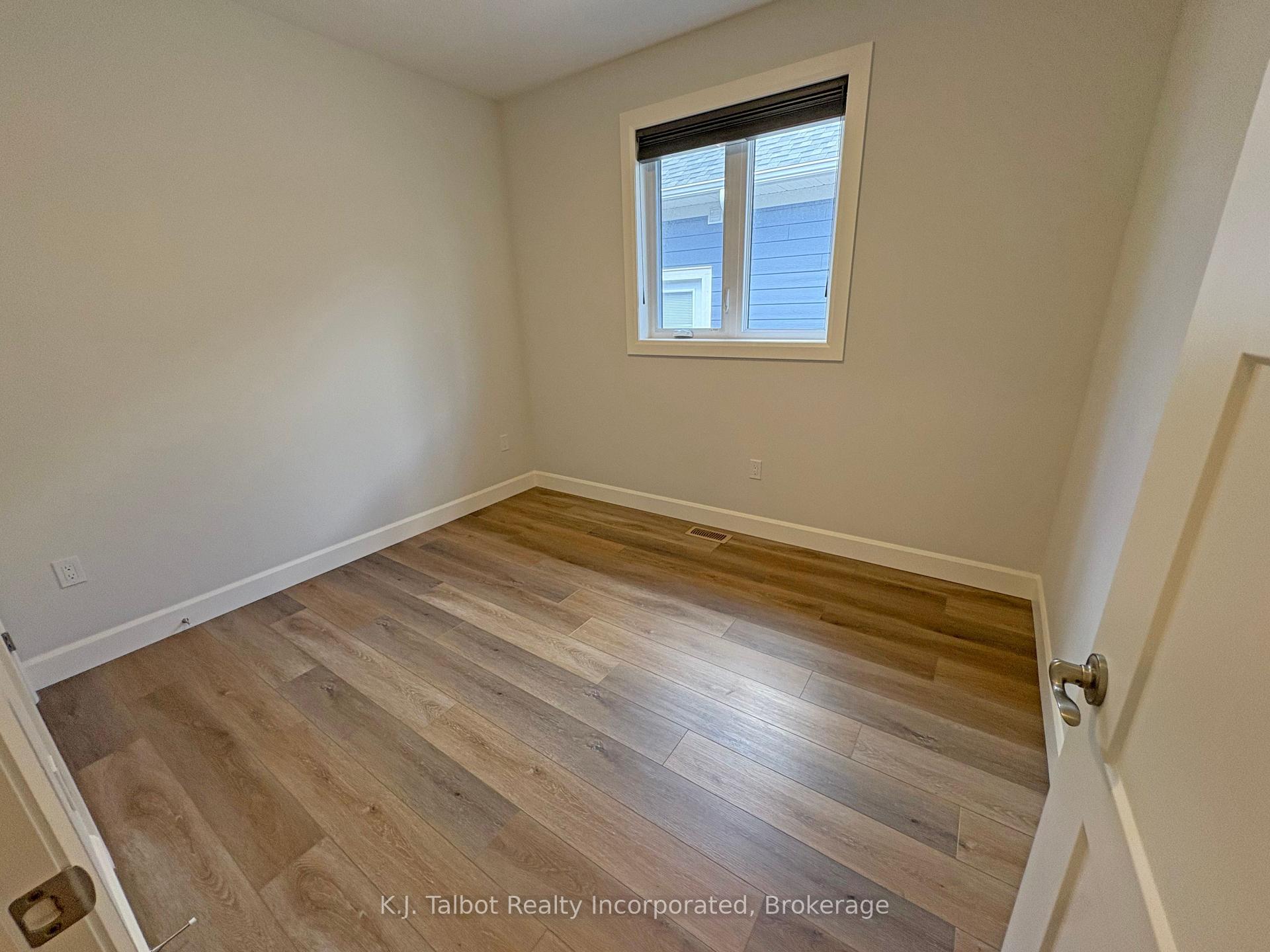 Photo 6 of 339 South Street S, Goderich, Goderich (Town) — HOMEH