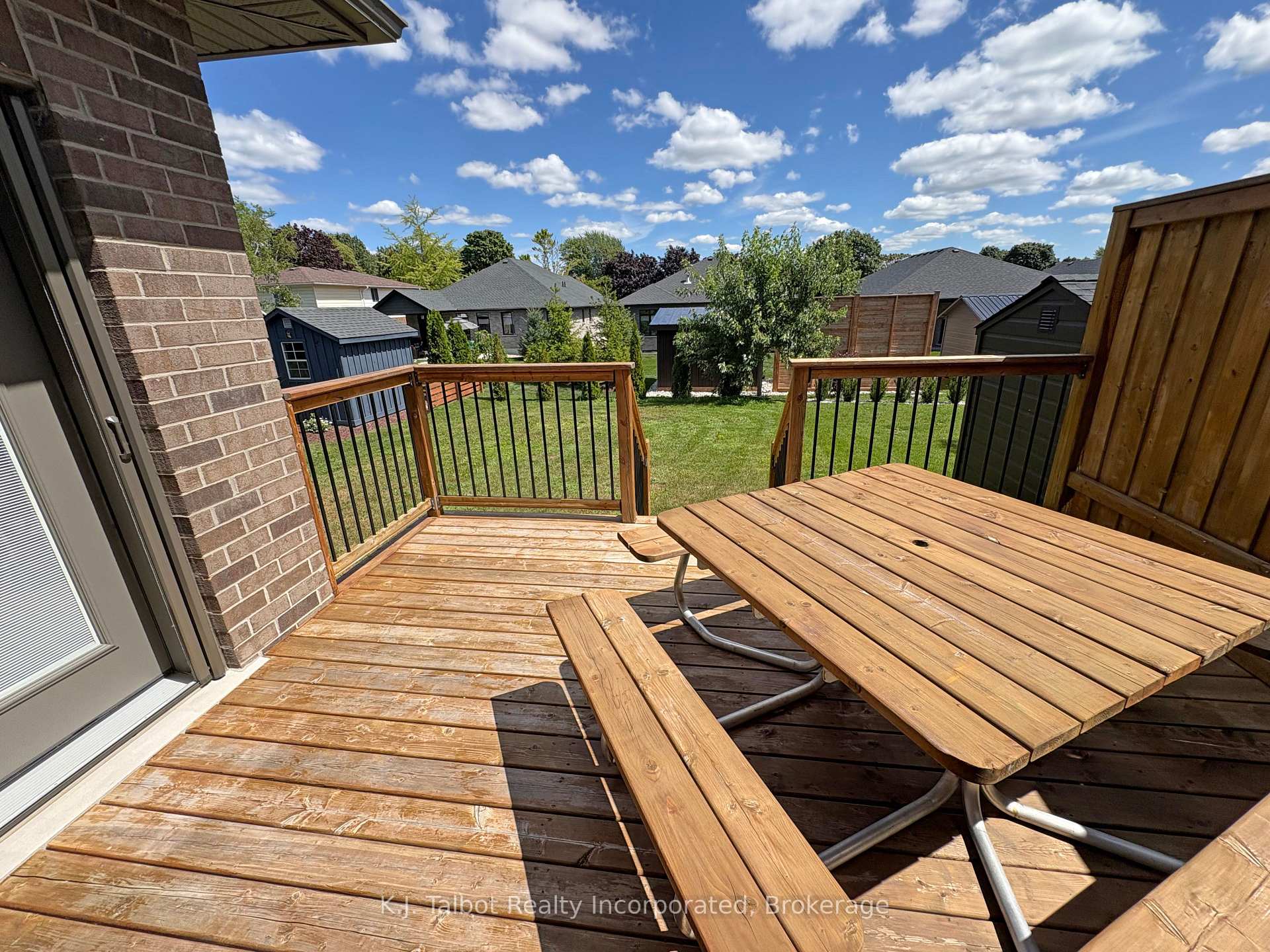 Photo 28 of 339 South Street S, Goderich, Goderich (Town) — HOMEH