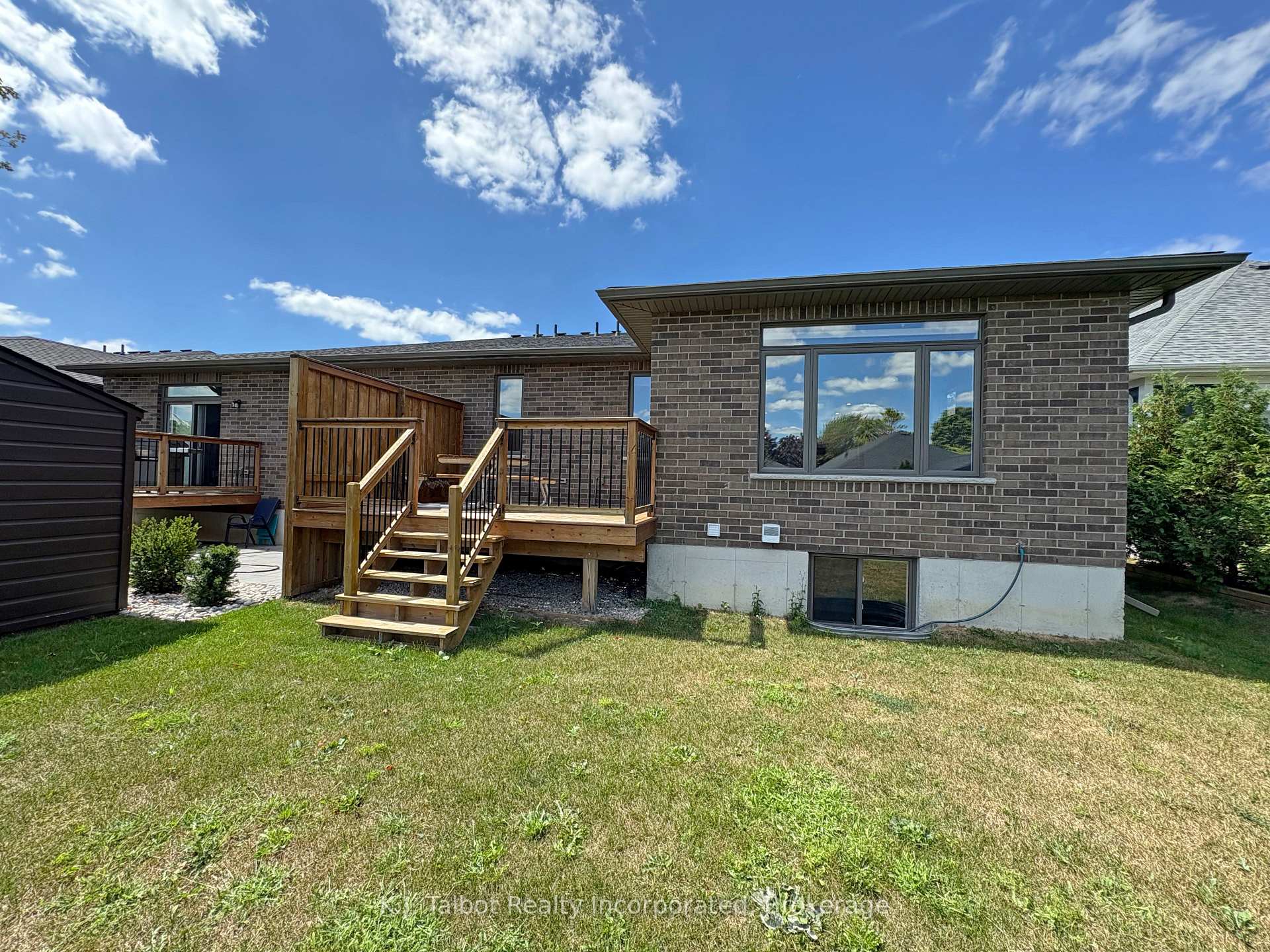 Photo 33 of 339 South Street S, Goderich, Goderich (Town) — HOMEH