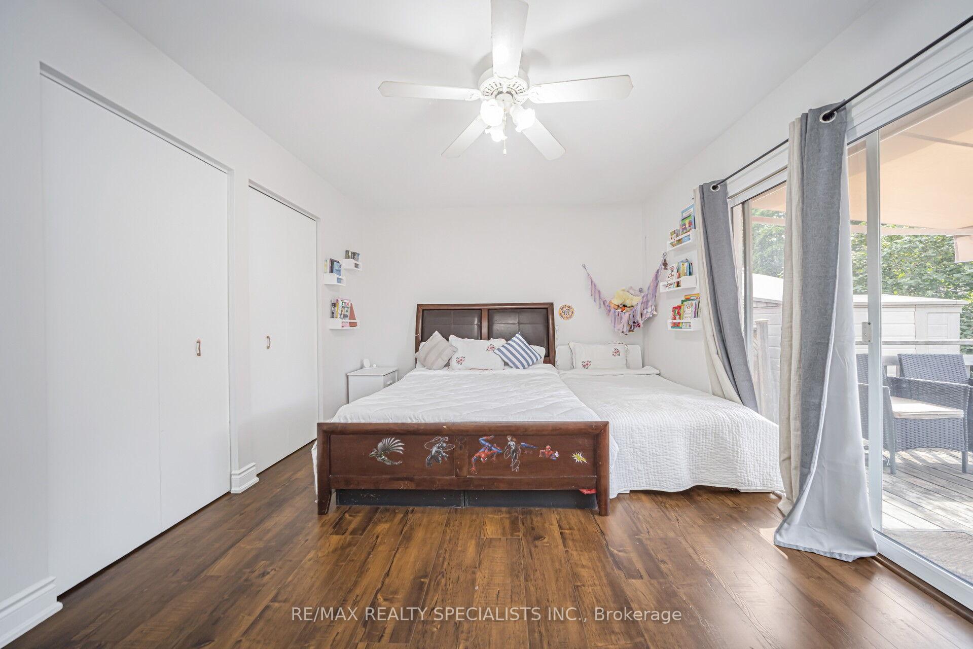 Photo 10 of 2 Dunster Crescent, Brampton, Southgate — HOMEH