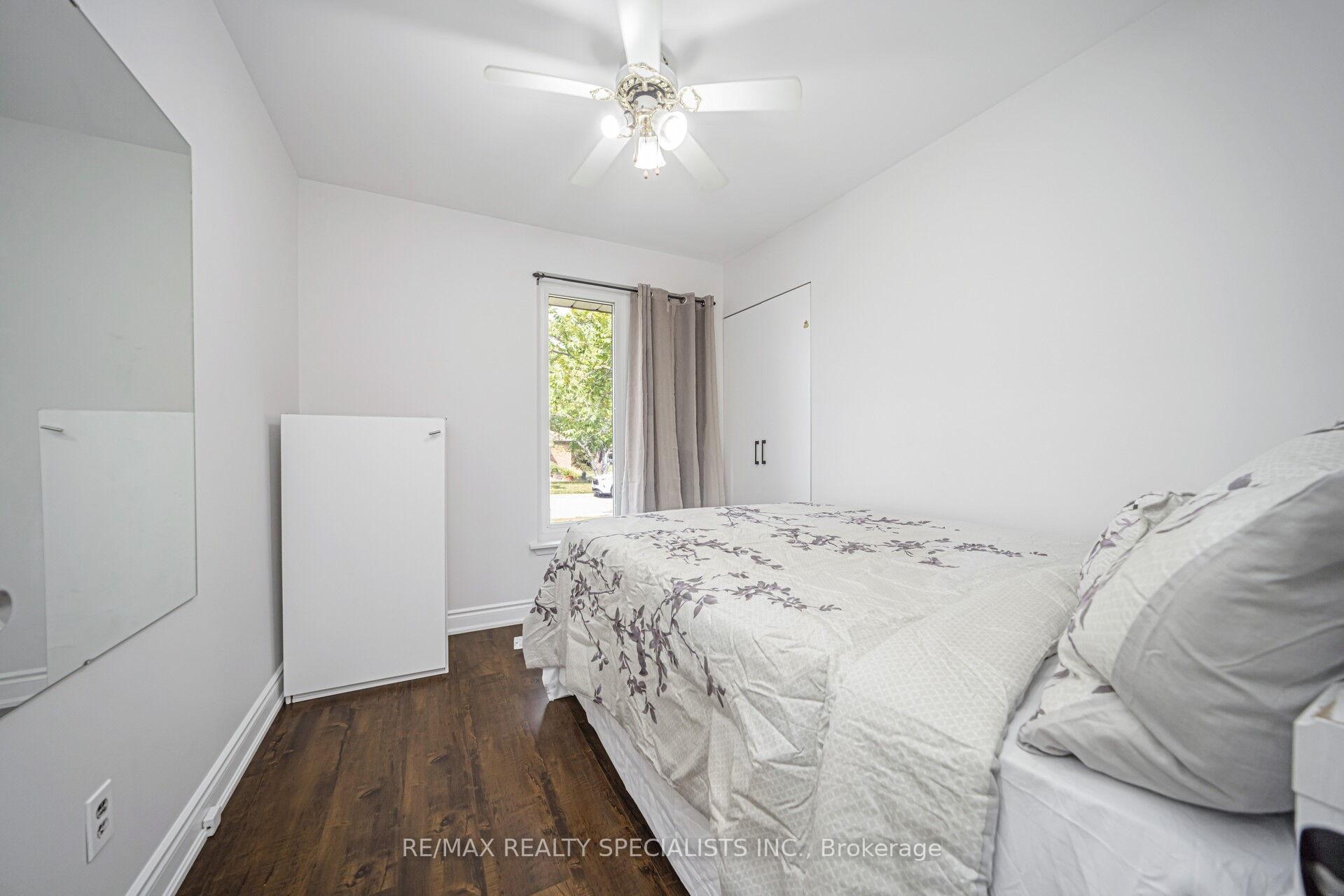 Photo 22 of 2 Dunster Crescent, Brampton, Southgate — HOMEH