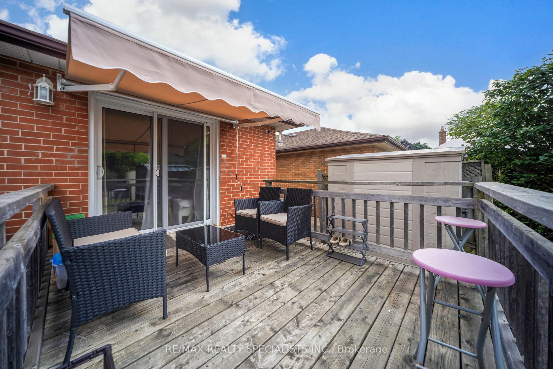 Photo 25 of 2 Dunster Crescent, Brampton, Southgate — HOMEH