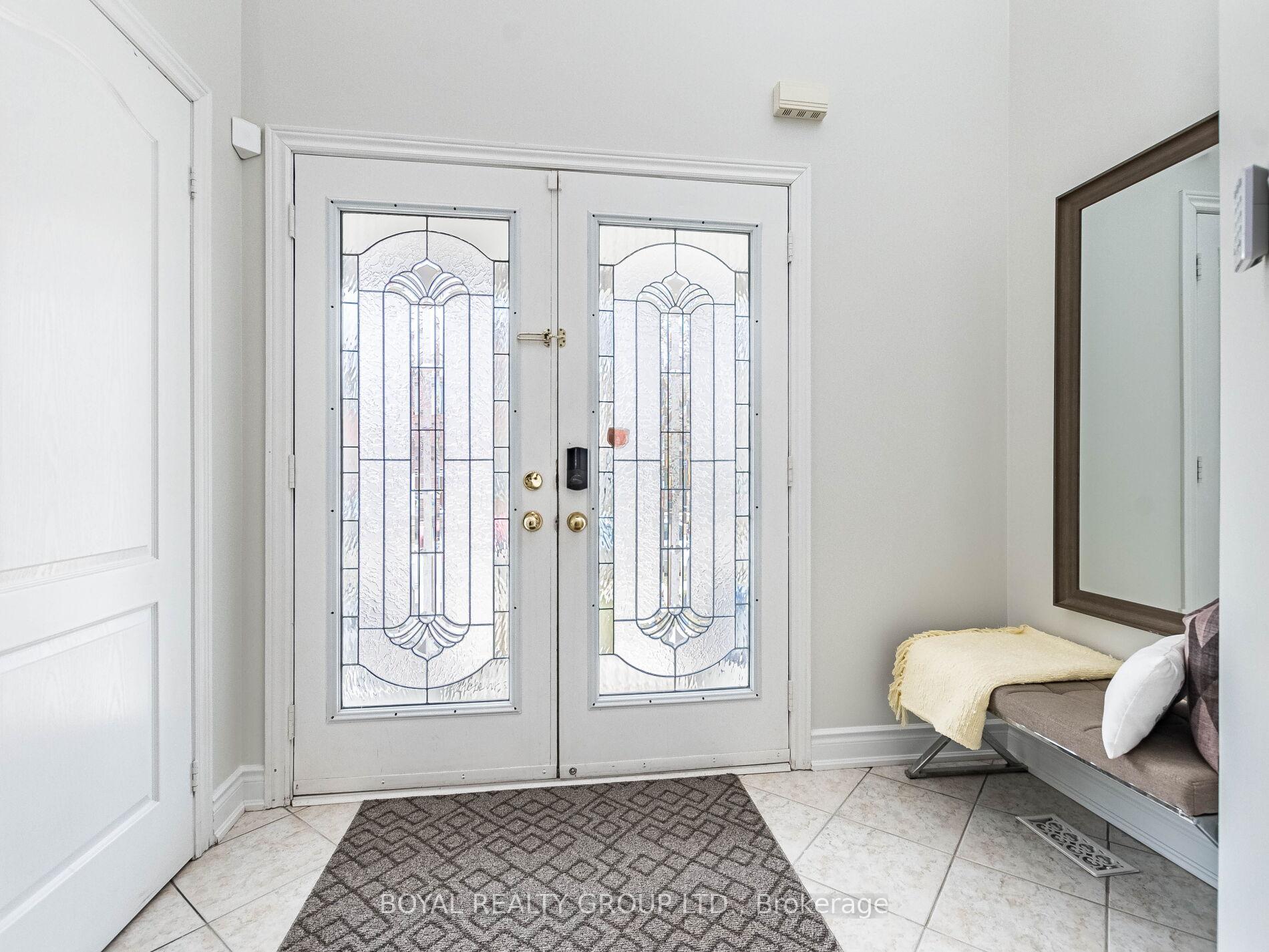 Photo 15 of 13 Crevice Gate, Brampton, Sandringham-Wellington — HOMEH