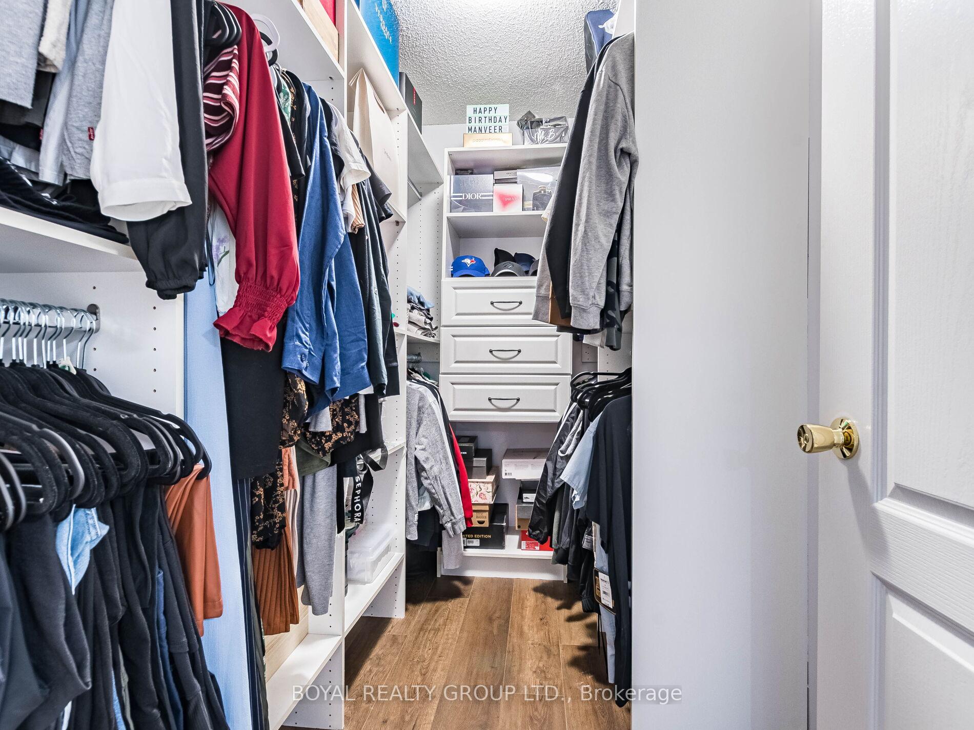 Photo 25 of 13 Crevice Gate, Brampton, Sandringham-Wellington — HOMEH