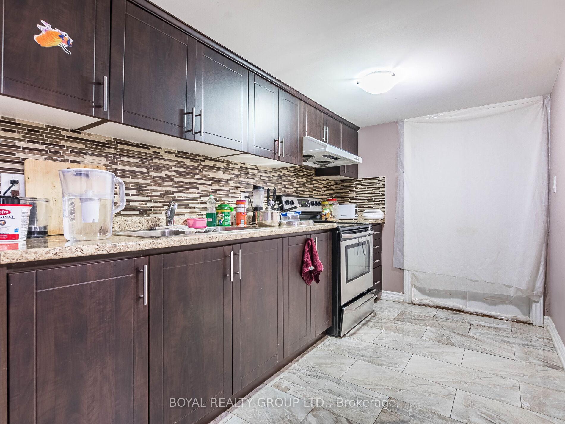 Photo 27 of 13 Crevice Gate, Brampton, Sandringham-Wellington — HOMEH