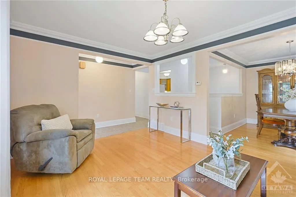 Photo 9 of 1133 Normandy Crescent, Ottawa, Borden Farm/Stewart Farm/Carleton Heights/Parkwood Hills — HOMEH