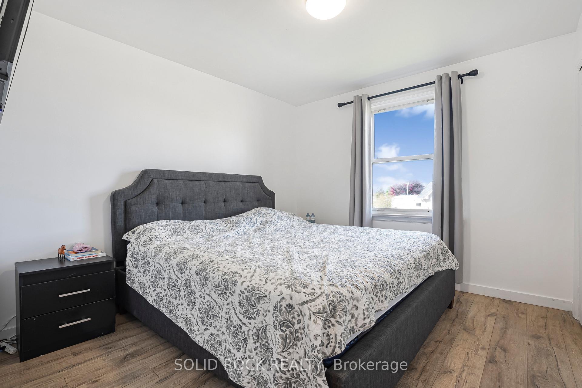 Photo 7 of 60 Lincoln Road, Hamilton, Stoney Creek — HOMEH
