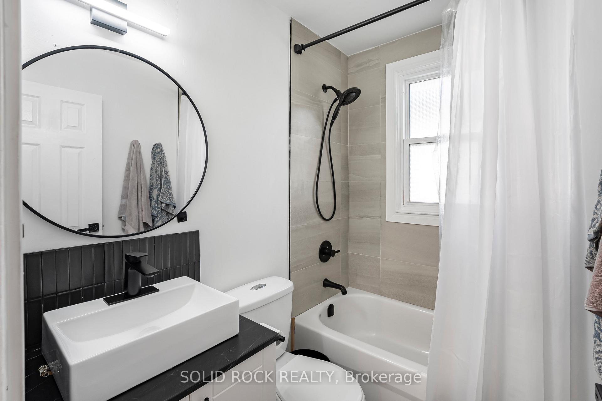 Photo 13 of 60 Lincoln Road, Hamilton, Stoney Creek — HOMEH