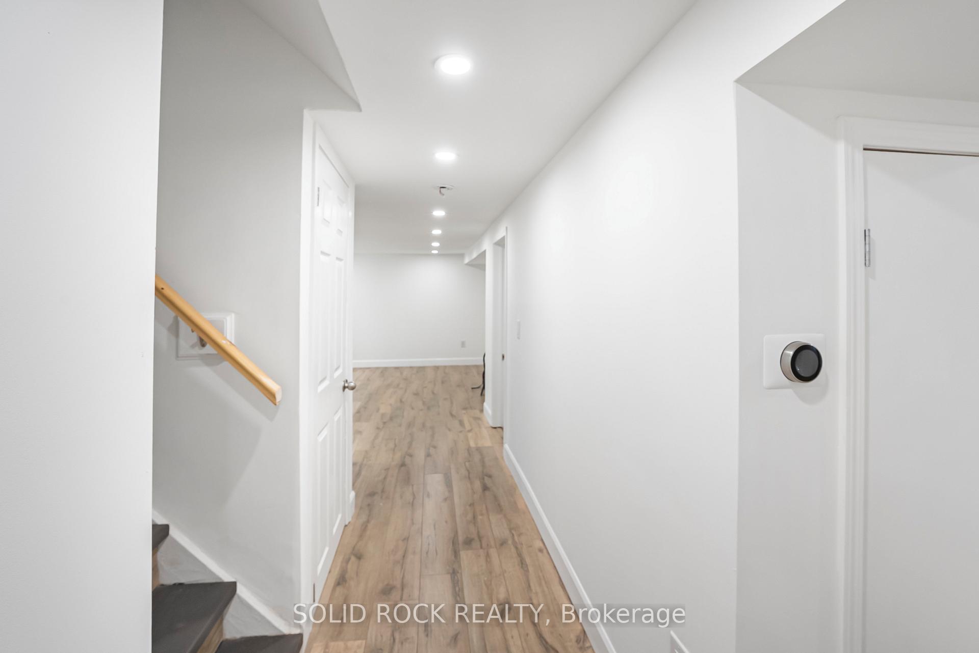 Photo 16 of 60 Lincoln Road, Hamilton, Stoney Creek — HOMEH