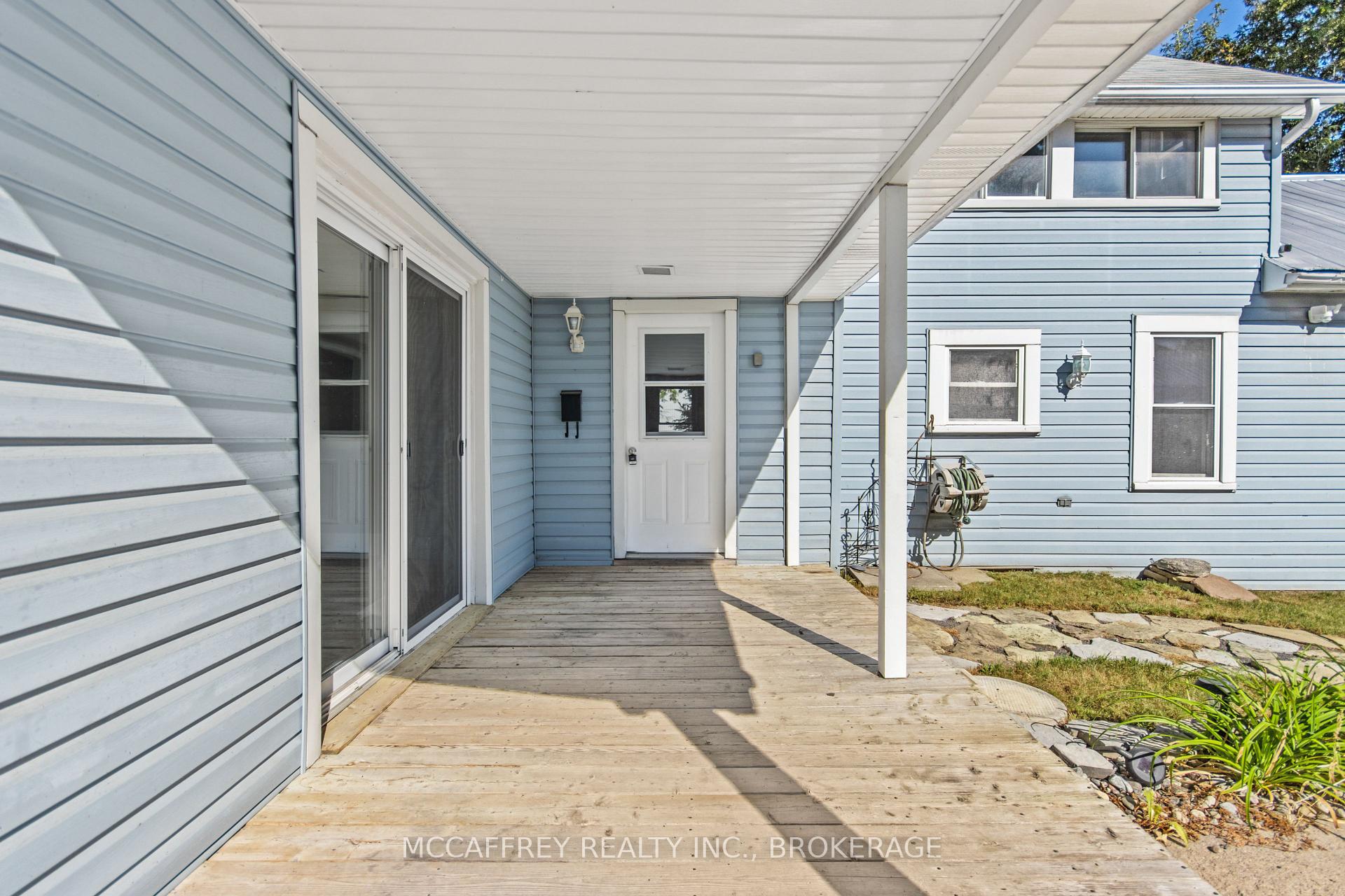 Photo 8 of 366 Thomas Street, Deseronto, Deseronto (Town) — HOMEH