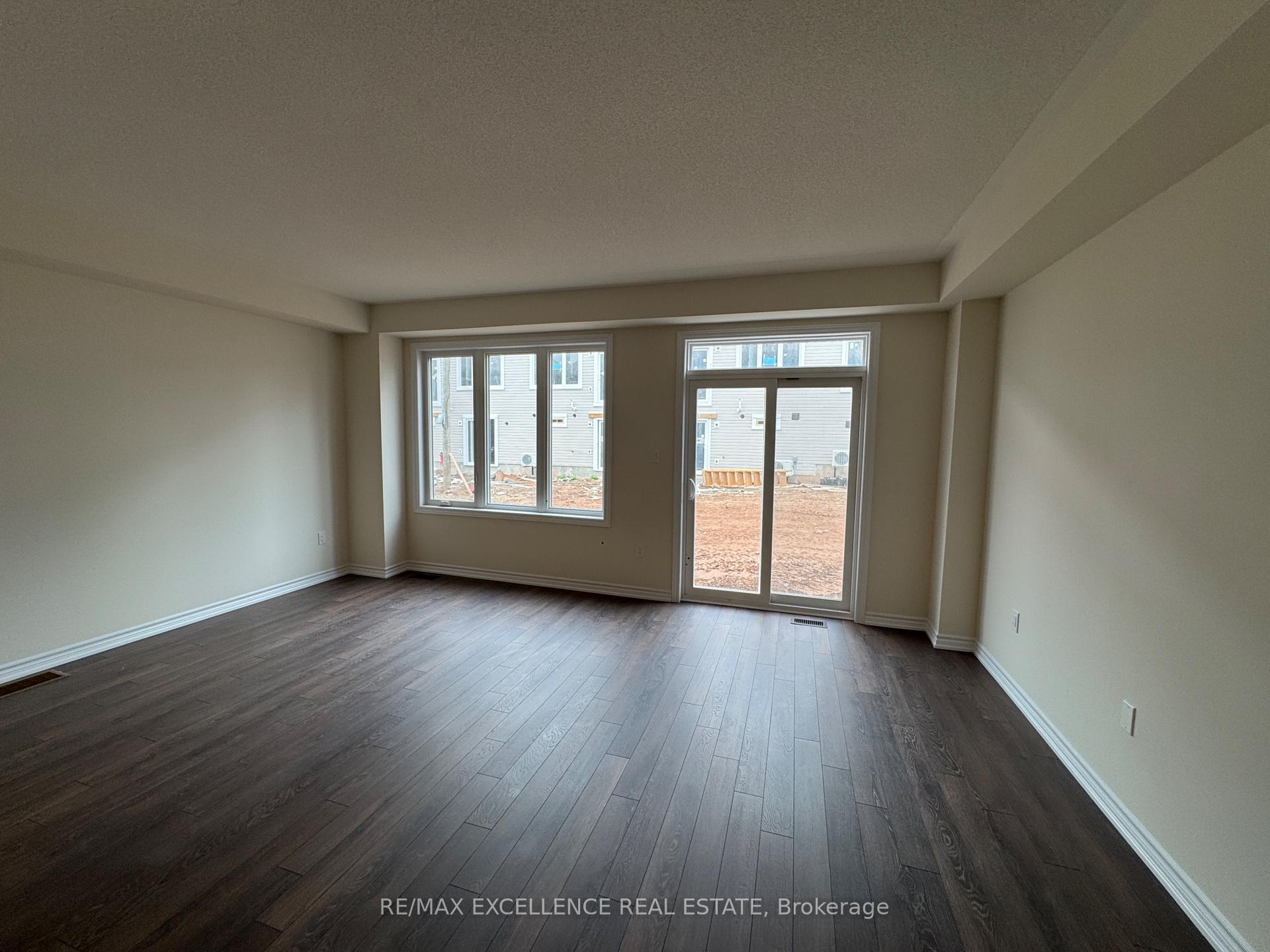 Photo 5 of 118 Mcgill Avenue, Erin — HOMEH