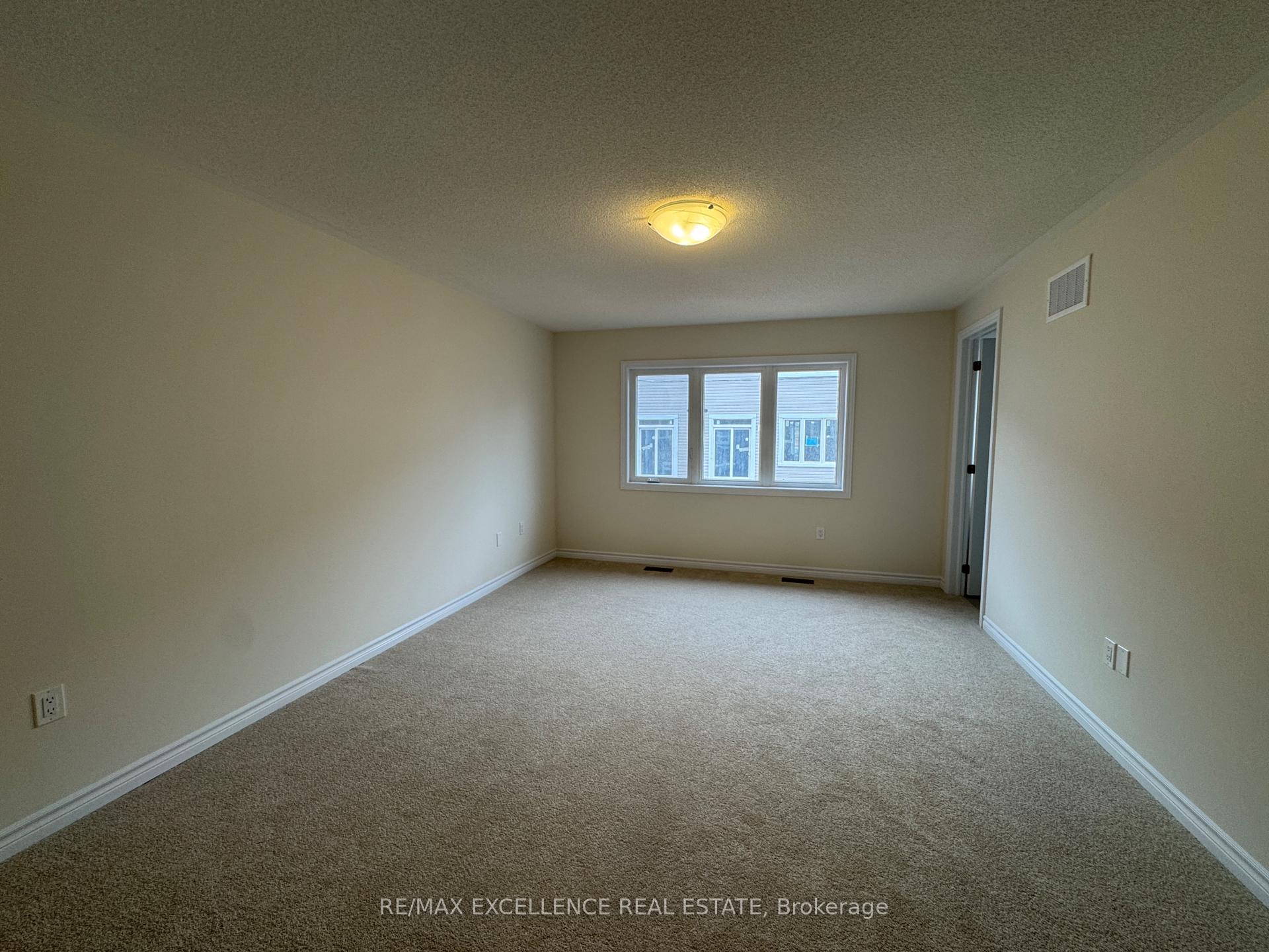 Photo 6 of 118 Mcgill Avenue, Erin — HOMEH