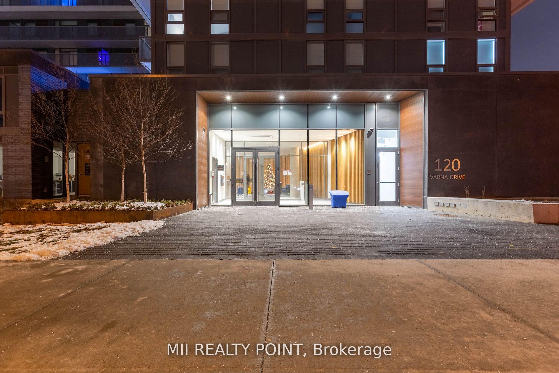 Front of Unit 902, 120 Varna Drive