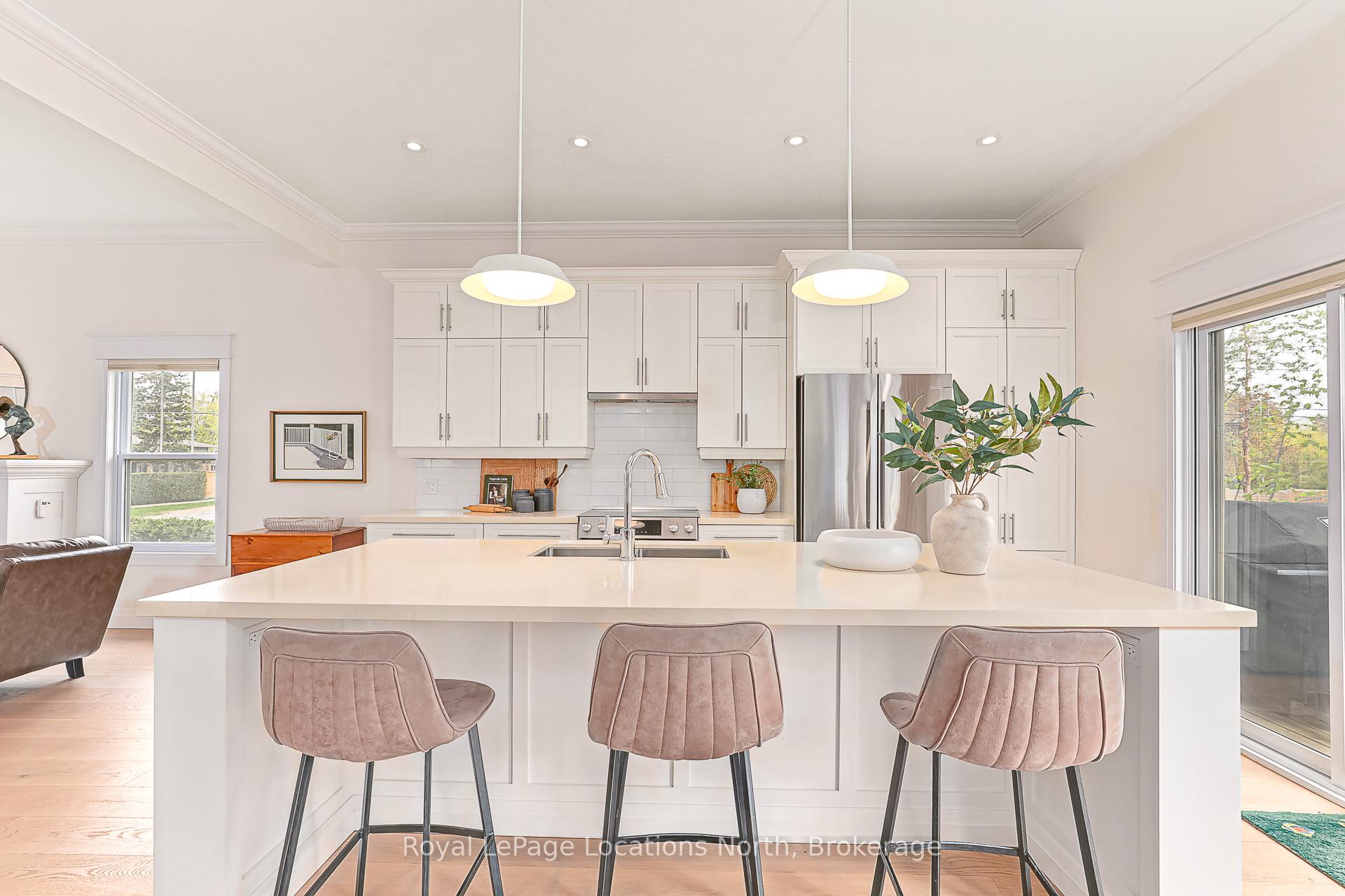 Photo 14 of 158 Cedar Street, Collingwood — HOMEH