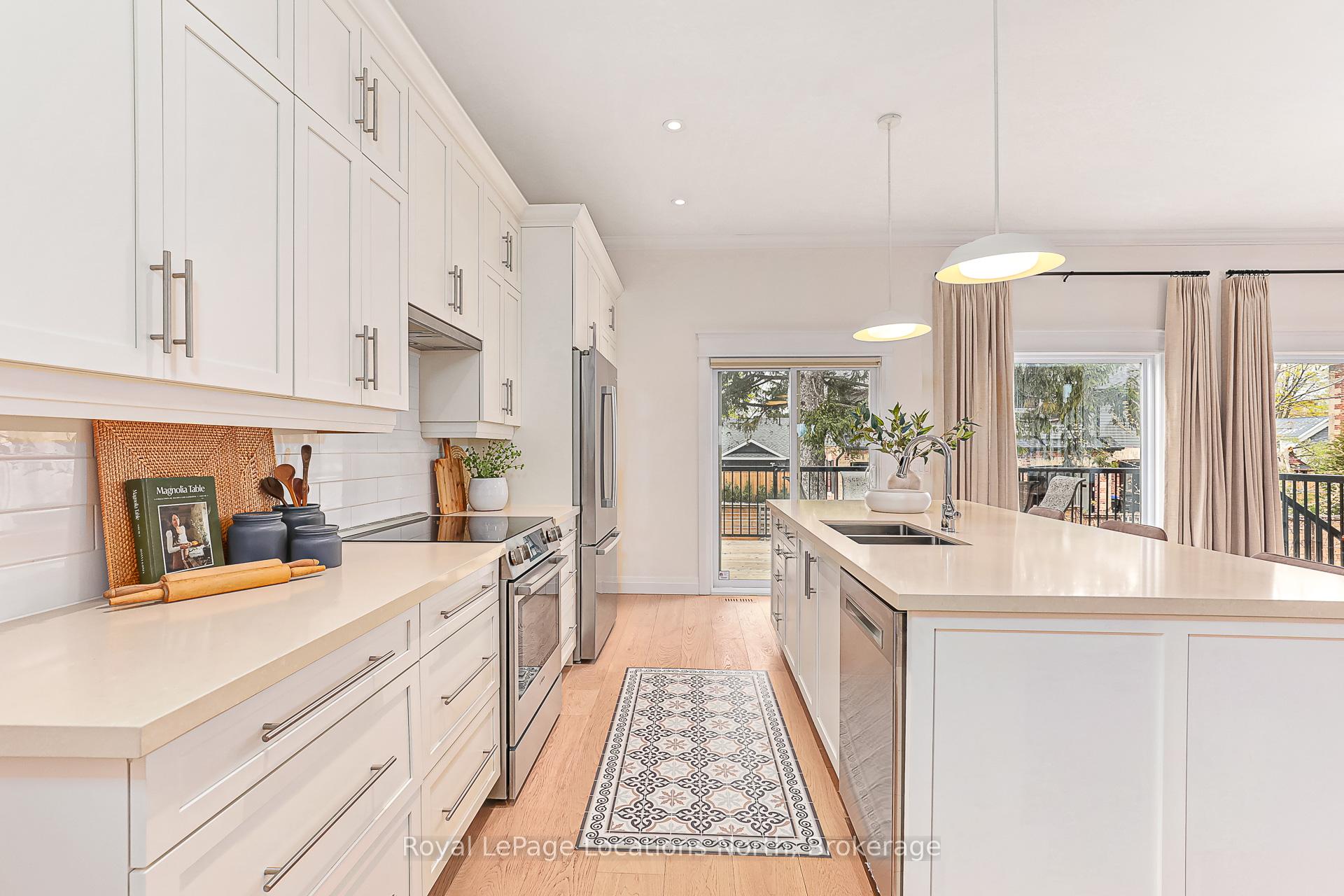 Photo 10 of 158 Cedar Street, Collingwood — HOMEH
