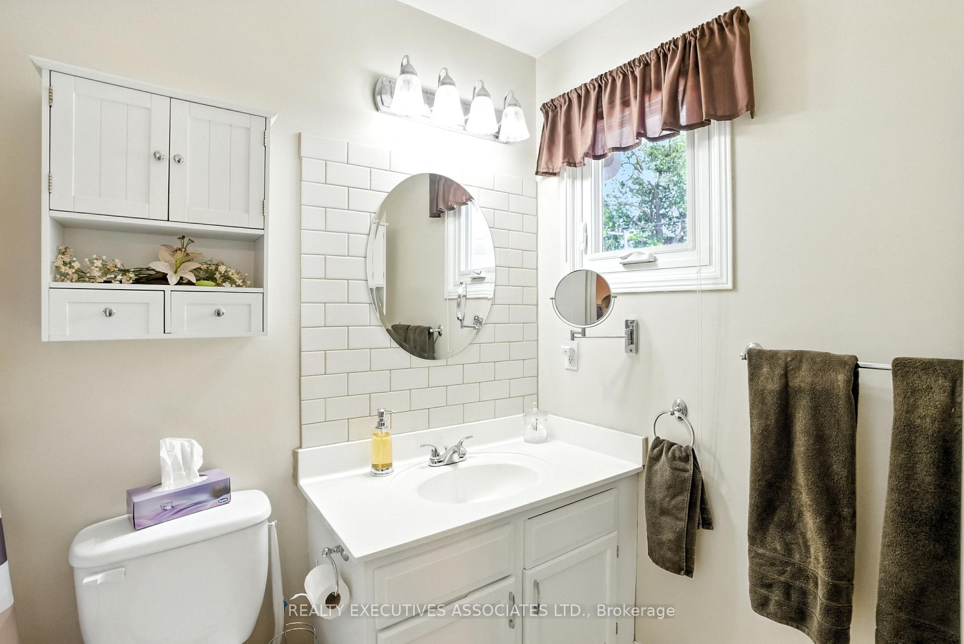 Photo 22 of 77B Queen Street, Clarington, Bowmanville — HOMEH