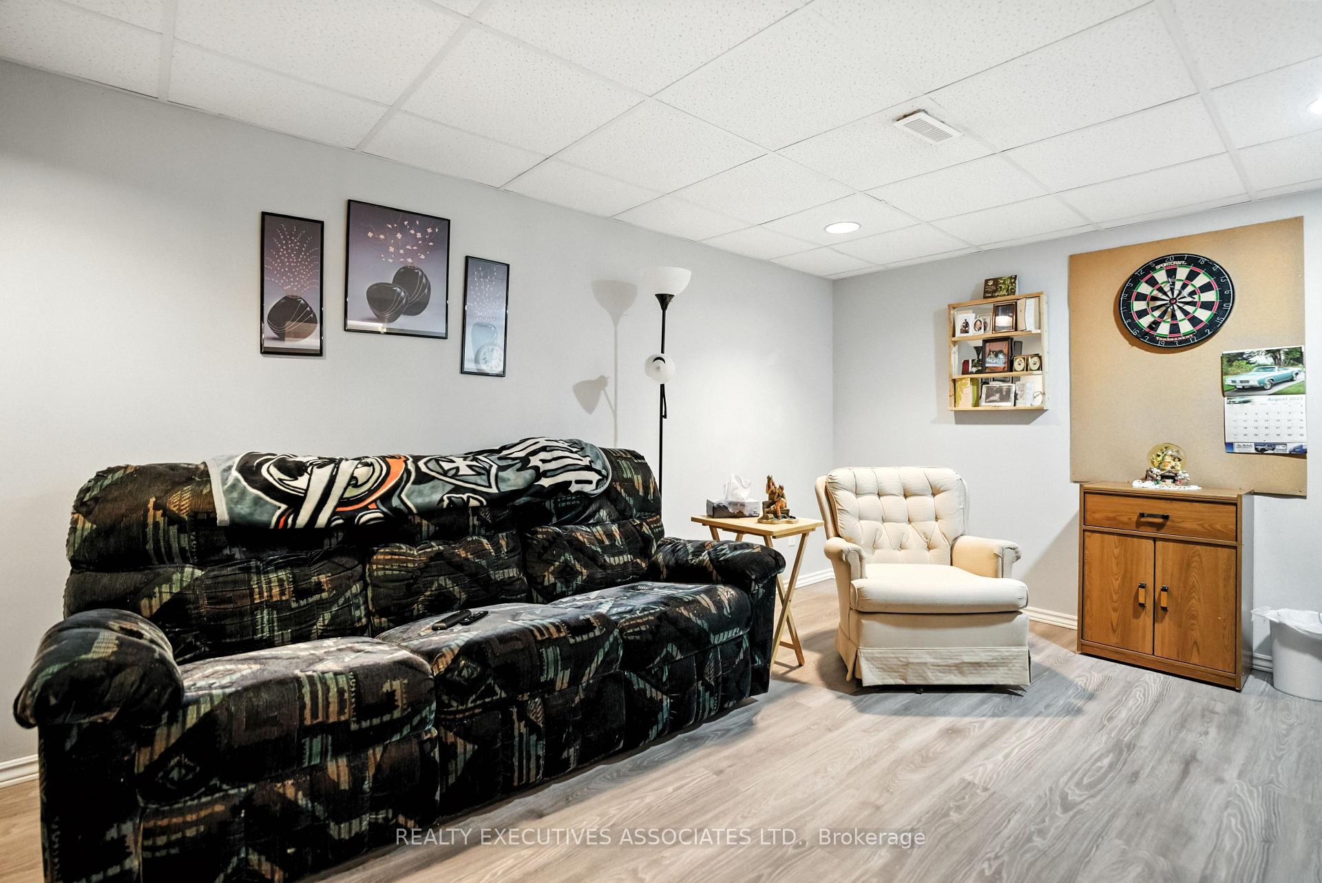 Photo 20 of 77B Queen Street, Clarington, Bowmanville — HOMEH